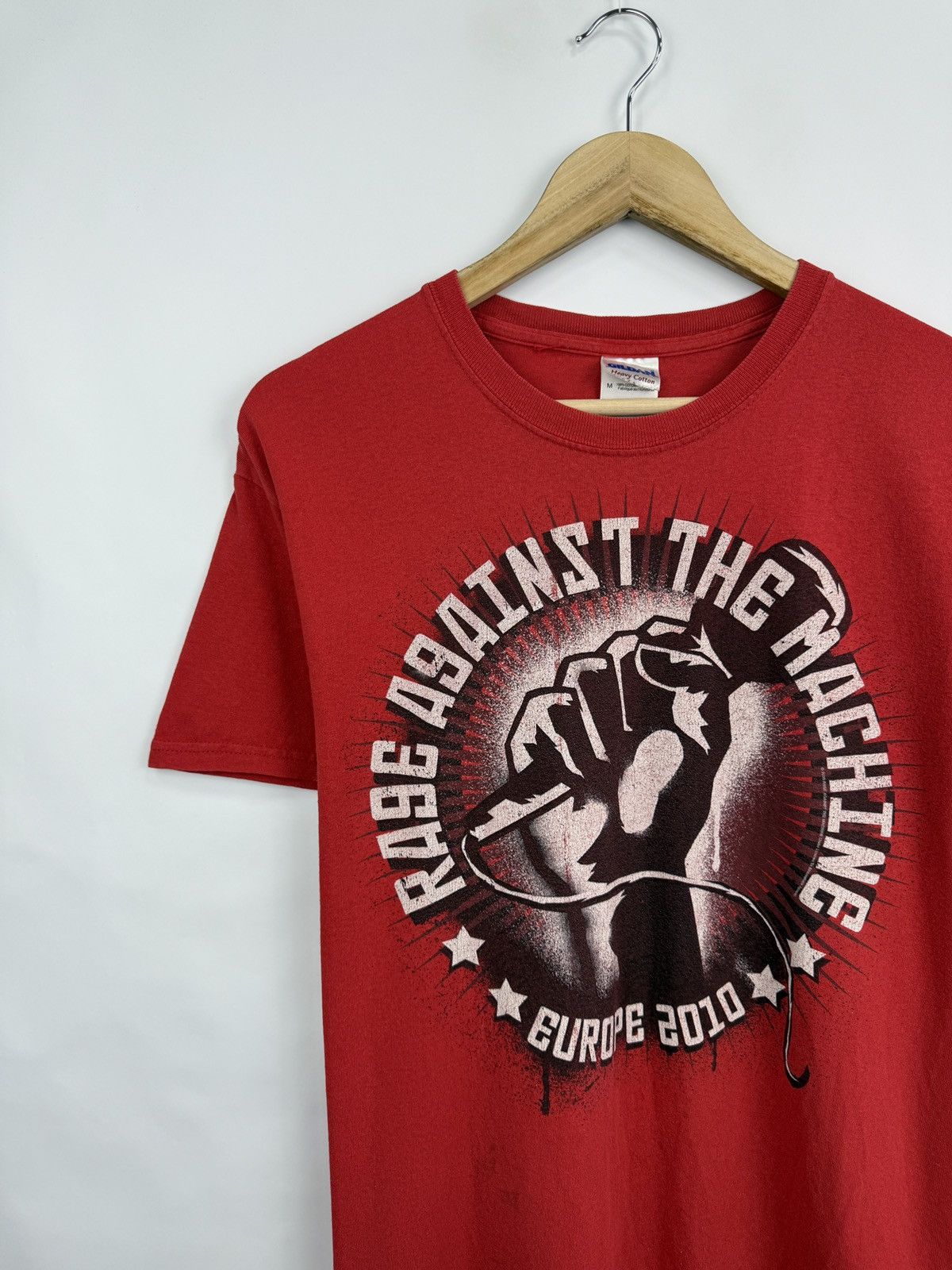Rage Against The Machine 🇺🇸 Vintage Rage Against The Machine Europe 2010 Tour T-Shirt Size US M / EU 48-50 / 2 - 2 Thumbnail