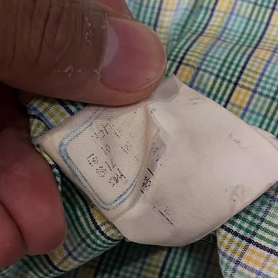 Yves Saint Laurent Yves Saint Laurent Pour Homme Shirt Button Ups Size US L / EU 52-54 / 3 - 14 Thumbnail