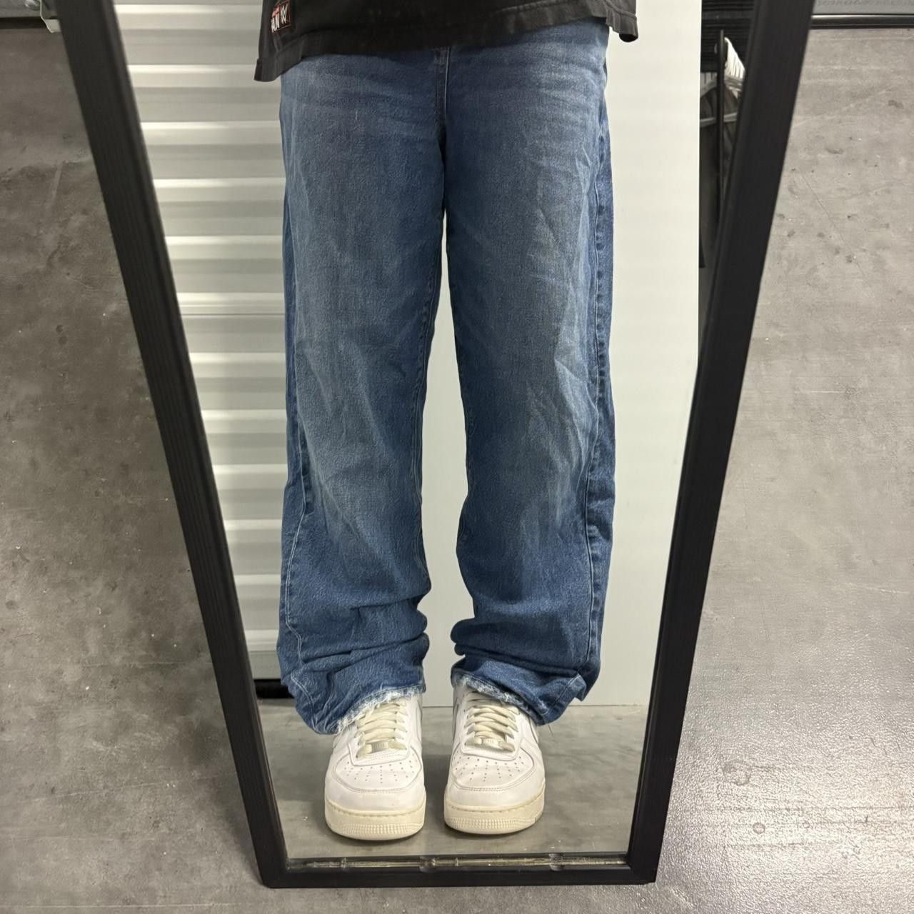 Vintage Crazy Vintage Y2K/2000s Skater Style Streetwear Style Medium Blue Wash Denim Jeans! Size US 36 / EU 52 - 1 Thumbnail