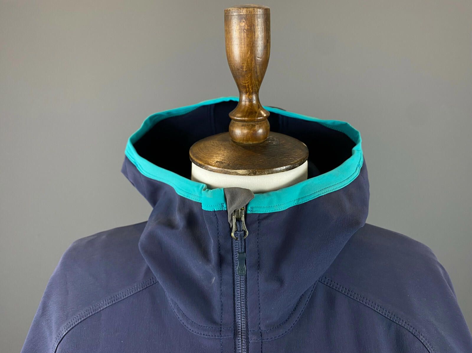 Haglofs Ladies Haglofs Gecko Lite Soft Windbreaker Jacket Size L Size L / US 10 / IT 46 - 3 Thumbnail