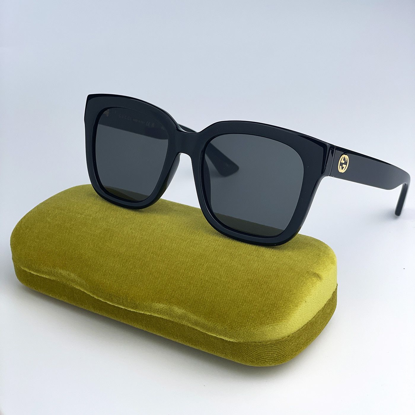 Gucci NEW Gucci GG1338S 001 Black Grey Square Women Sunglasses Size ONE SIZE - 1 Thumbnail
