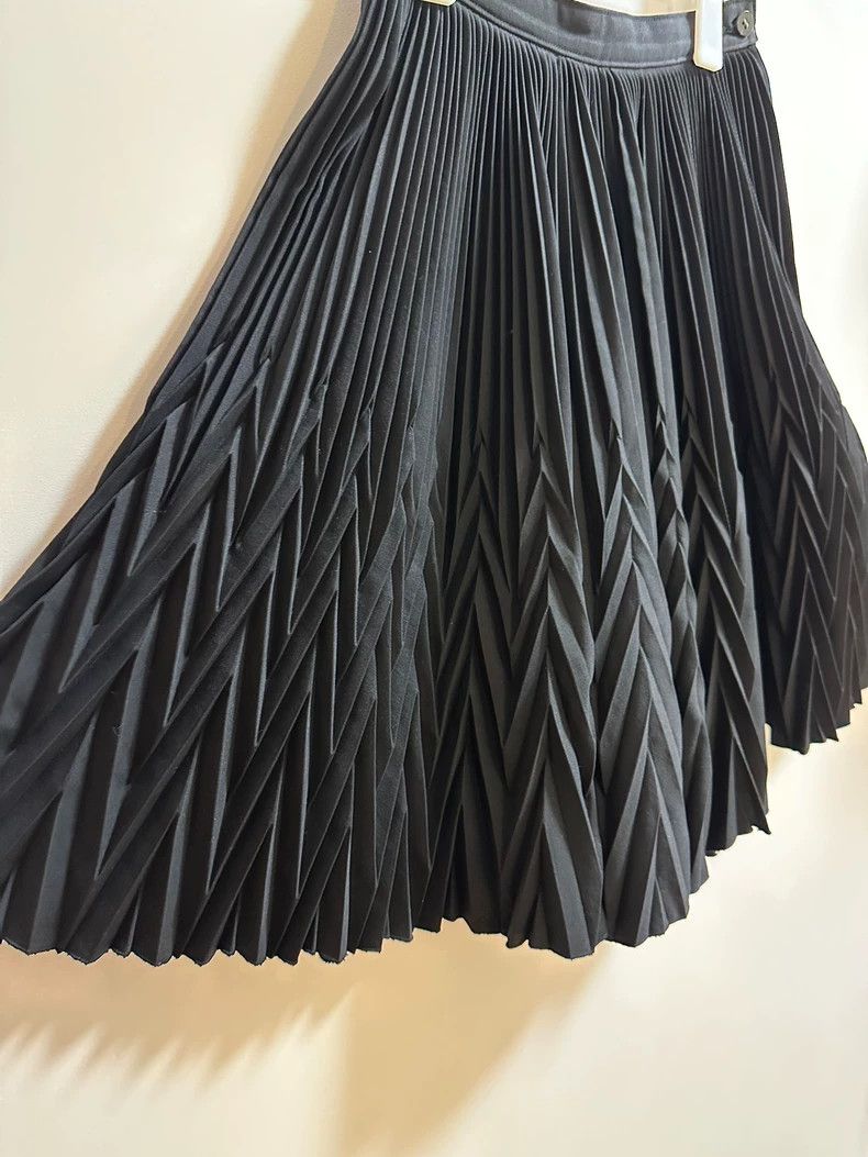 Comme des Garcons Comme des Garcons size S Black skirt with different pleats Size 23" - 4 Thumbnail
