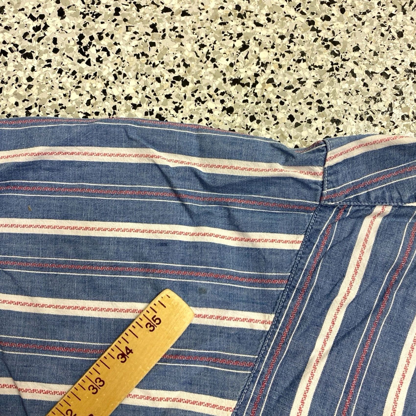 Guess VINTAGE GUESS Jeans Shirt Mens Large Blue Denim Button Up Size US L / EU 52-54 / 3 - 4 Thumbnail