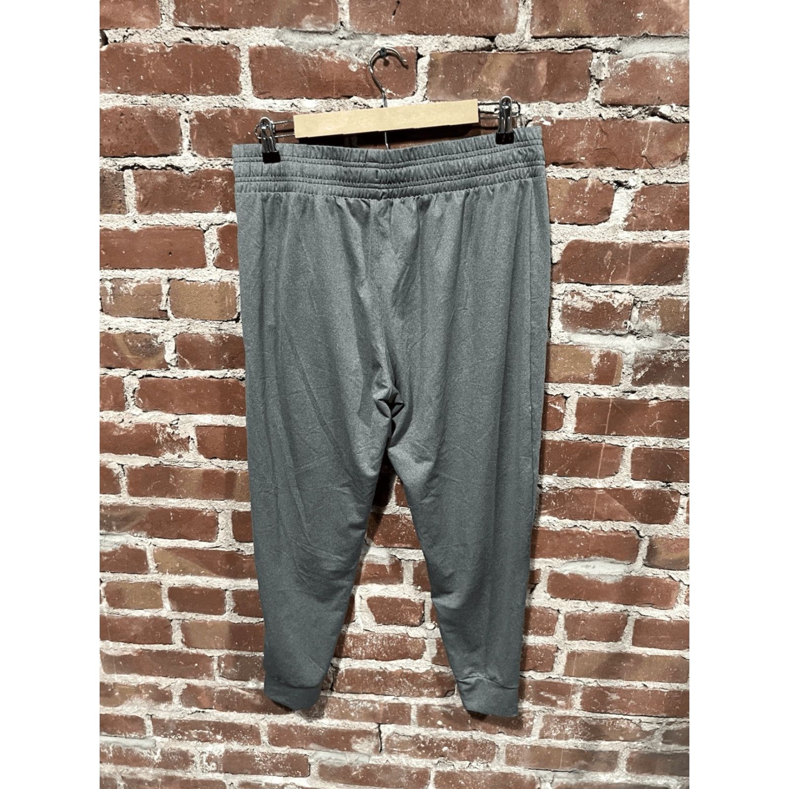 Under Armour Under Armour Mens Gray Athletic Jogger Sweatpants L Size Pants Men Gray Athletic Sweatpants Mens L Size US 33 - 2 Thumbnail
