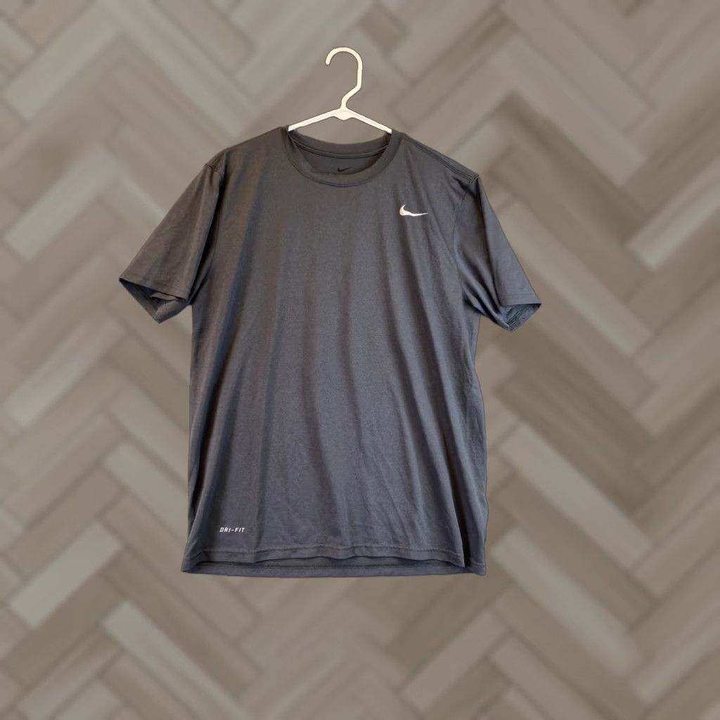 Nike Nike Shirt Mens Large Gray Short Sleeve Active Logo Gym 94-32 Sports Logo Men T-Shirt Size US L / EU 52-54 / 3 - 1 Thumbnail