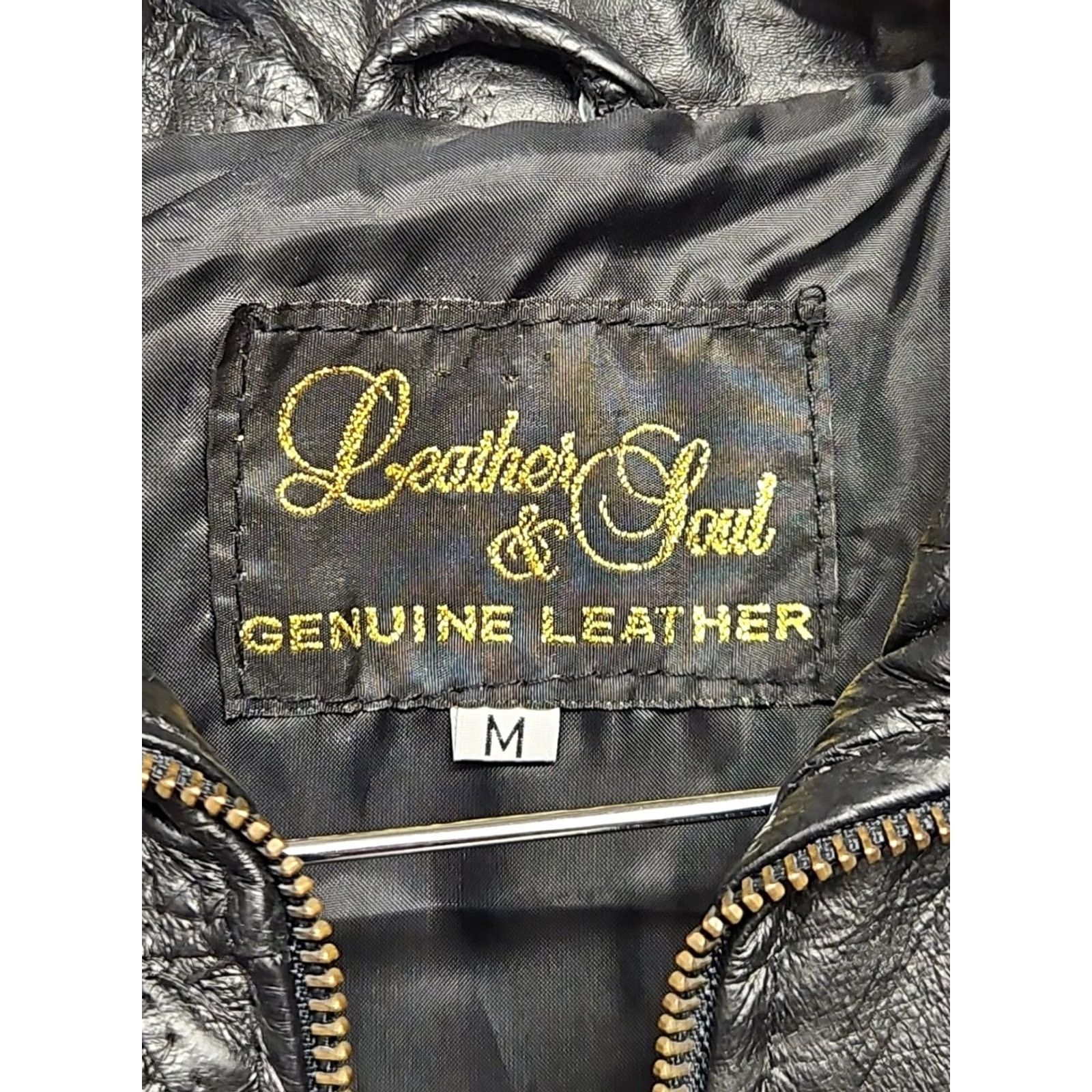 Vintage Y2K Leather & Soul Genuine Black Leather Vest Women’s M Zip Front Biker Moto Vest Maid? Size M / US 6-8 / IT 42-44 - 4 Thumbnail