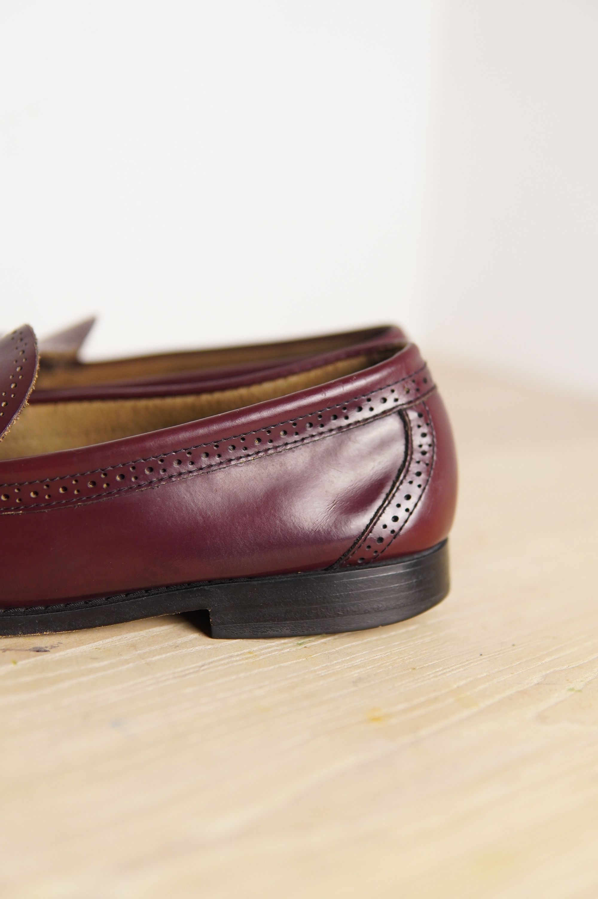 G.H. Bass & Co. Bass Weejuns Larkin Brogue Leather Wine Size US 10.5 / EU 43-44 - 7 Thumbnail