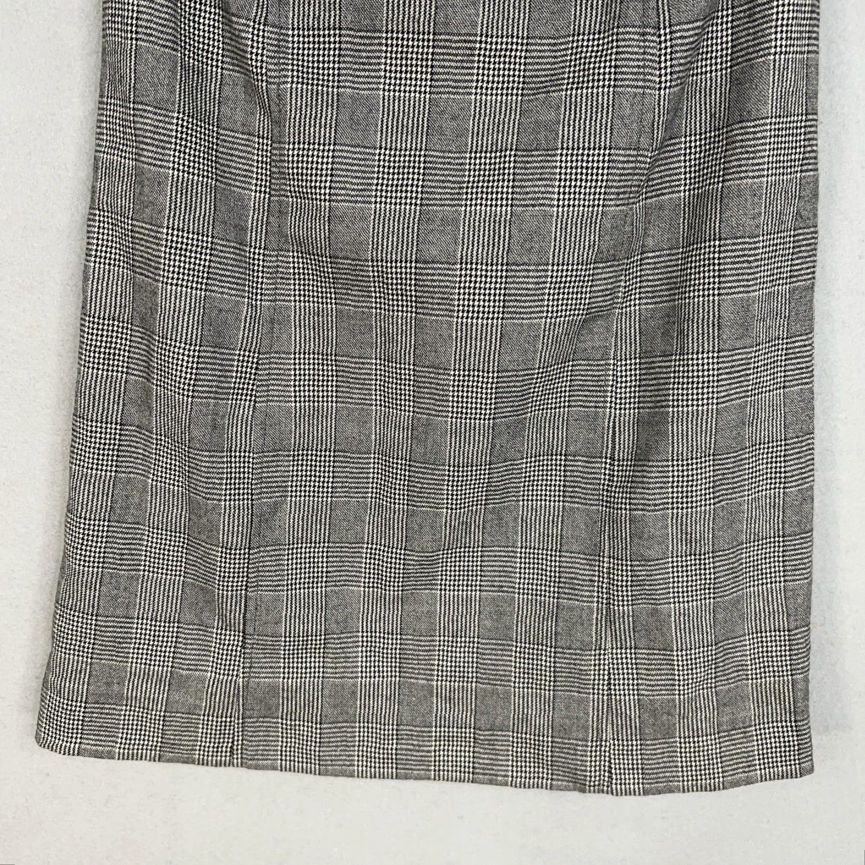 Banana Republic Banana Republic Skirt Womens 8 Gray Glen Plaid Wool Academia Modest Knee Length A-Line Womens Size 30" / US 8 / IT 44 - 6 Thumbnail