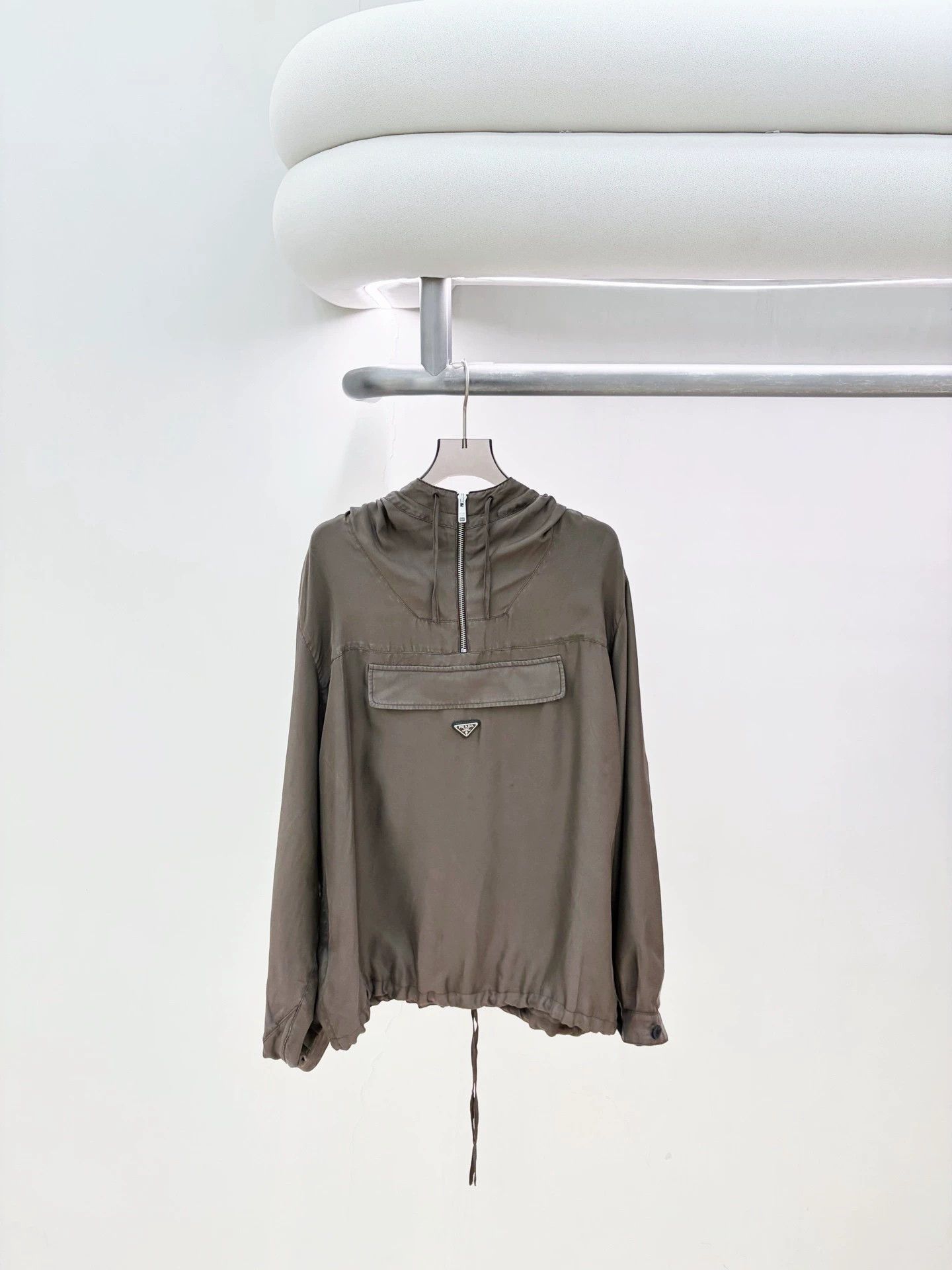 Prada Prada Dark Green Pull-over Jacket 36 Size XS / US 0-2 / IT 36-38 - 1 Thumbnail