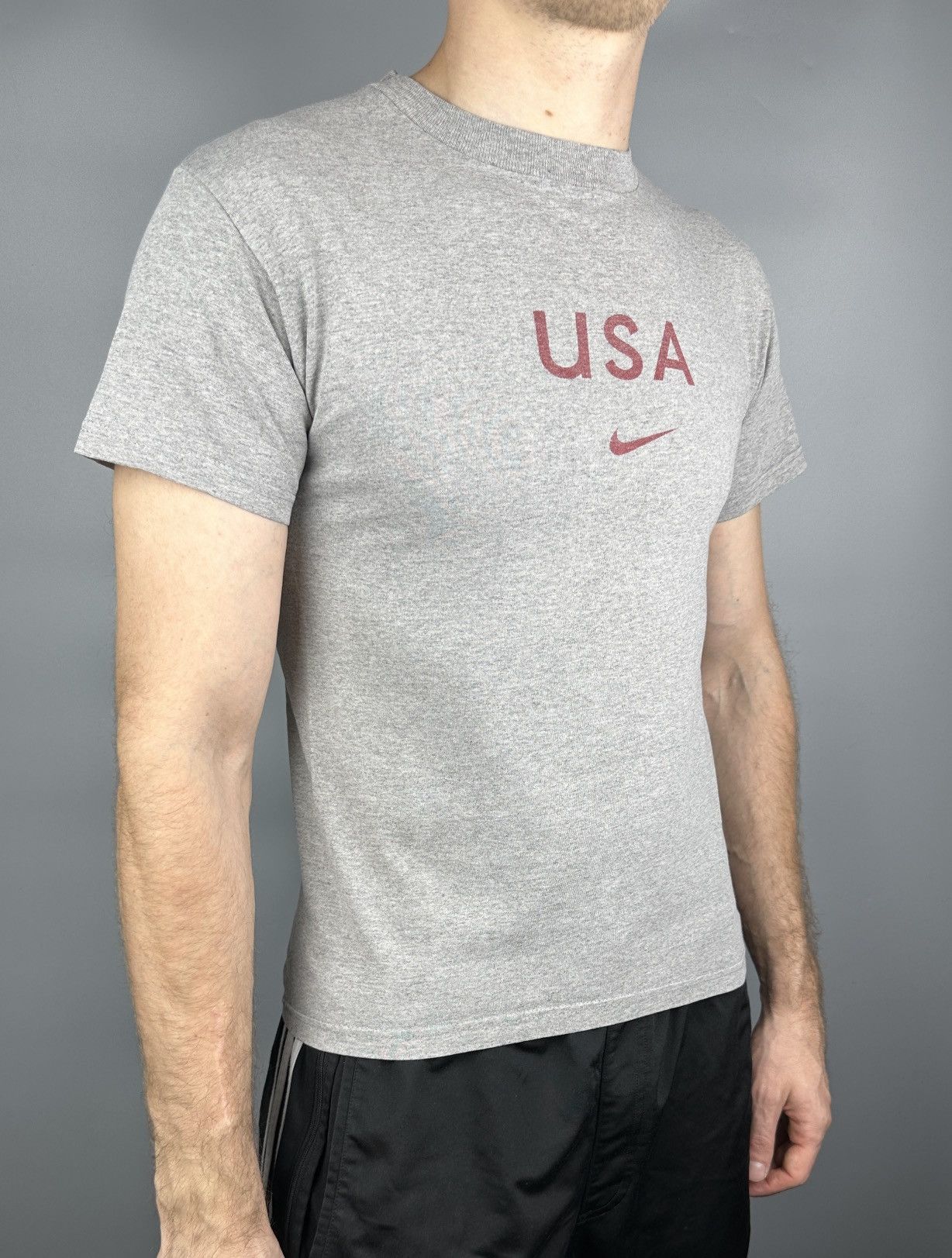 Nike Vintage Nike USA Center Swoosh Logo T Shirt Tee 90s Size US S / EU 44-46 / 1 - 8 Thumbnail
