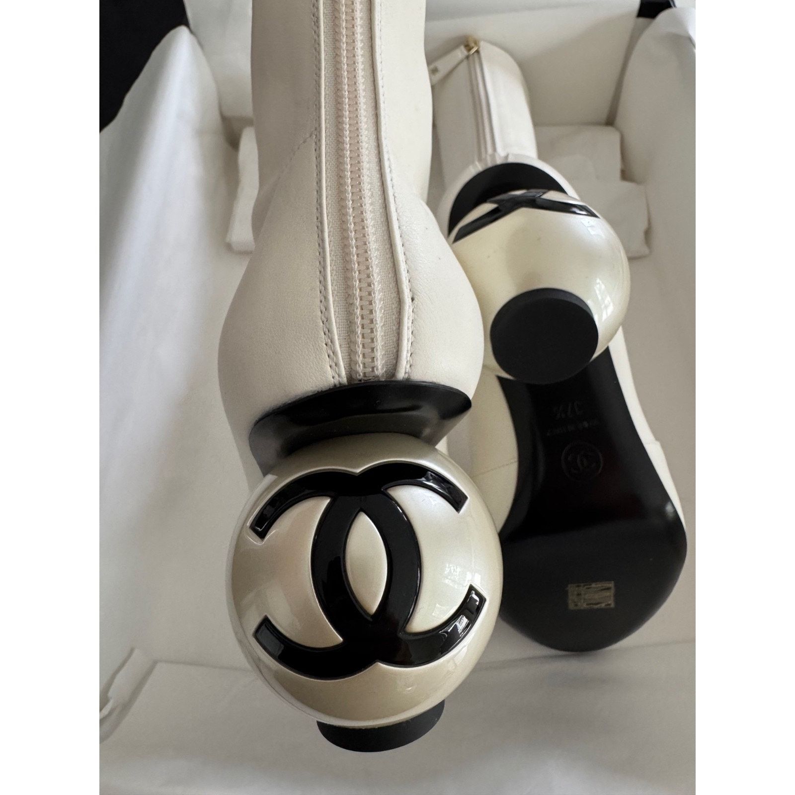 Chanel Ball Heel CC Logo Stretch Leather Midcalf Boot 39.5 Size US 9.5 / IT 39.5 - 13 Thumbnail