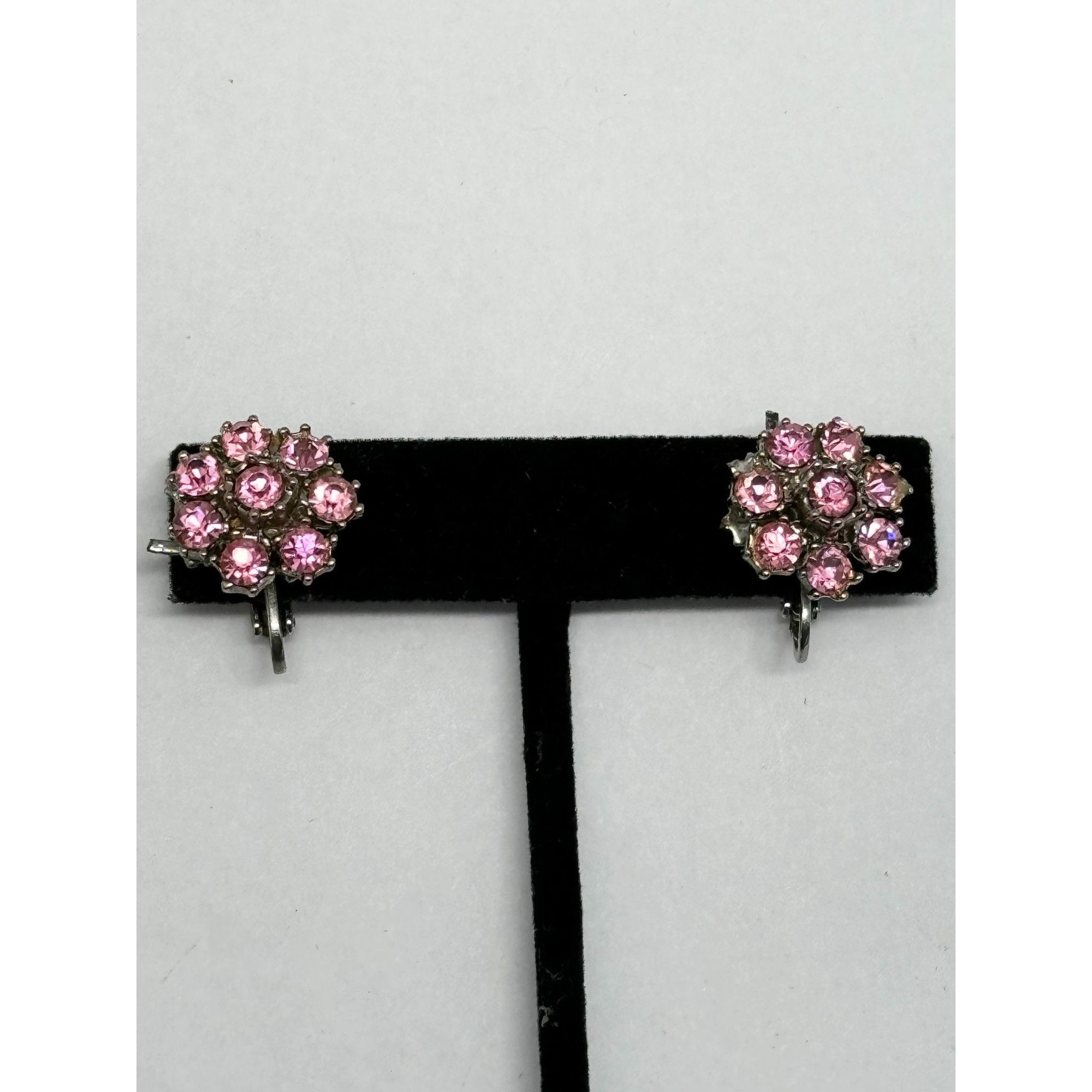 Vintage Vintage Coro pink flower earrings Size ONE SIZE - 1 Thumbnail