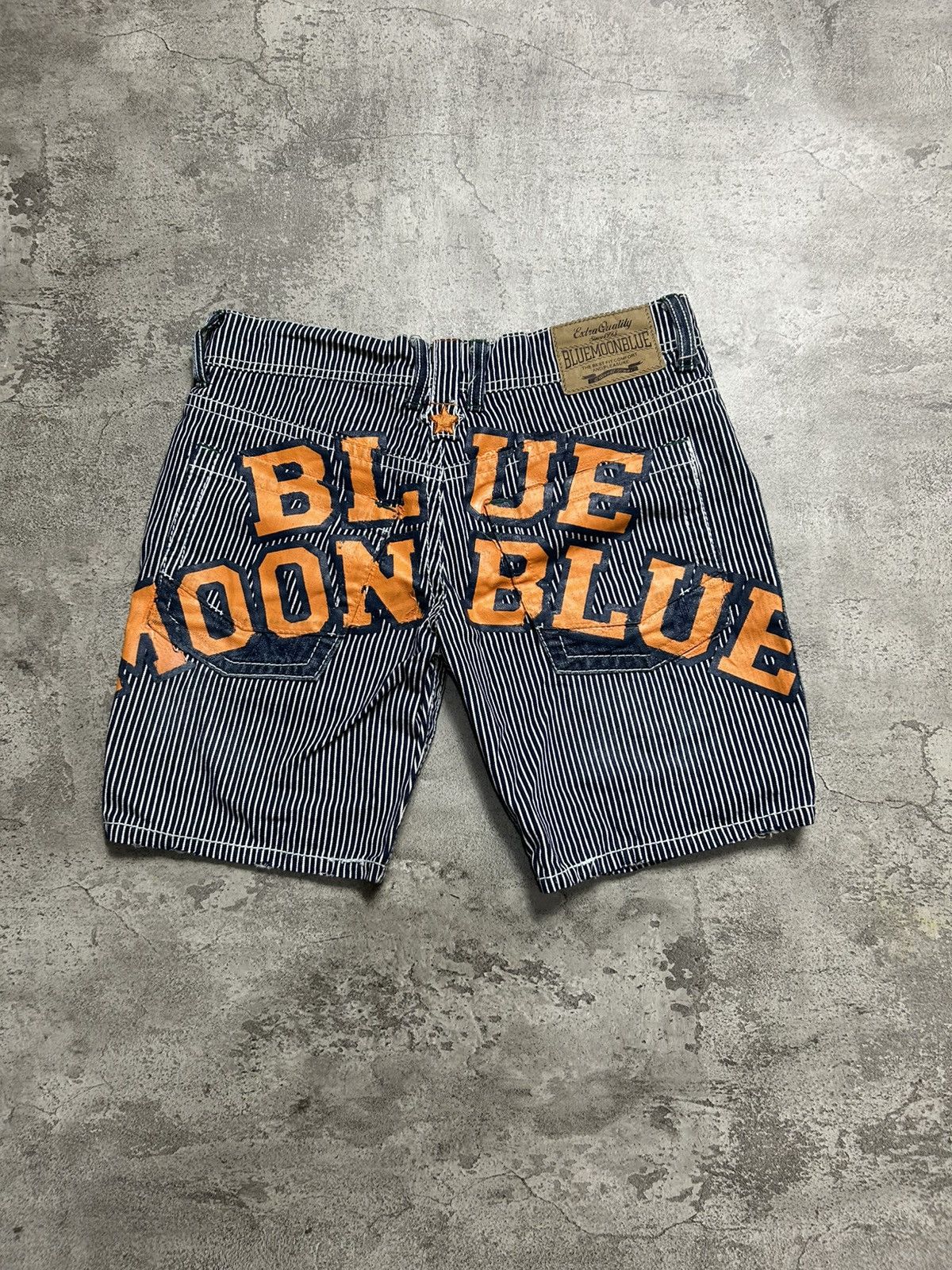 Hysteric Glamour 2000s Blue Moon Blue Hickory Big Logo Short Pants Size US 27 - 1 Thumbnail