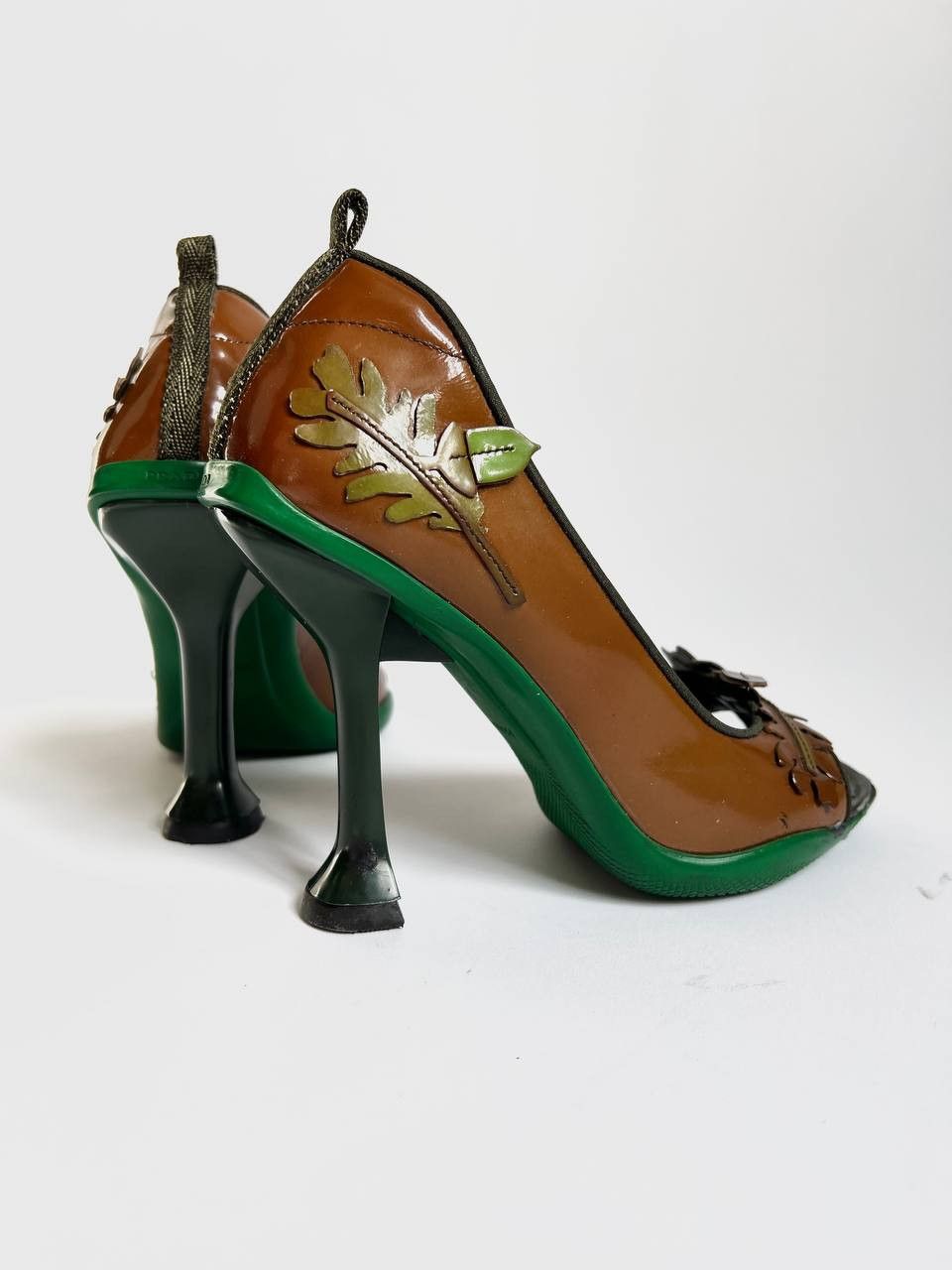 Prada Prada FW99 Patent Leather Leaf Heels Size US 6.5 / IT 36.5 - 7 Thumbnail