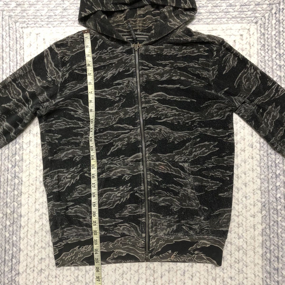 Alpha Industries Rare Distressed Alpha Industries Tiger Stripe Sweater Hoodie Size US M / EU 48-50 / 2 - 19 Thumbnail