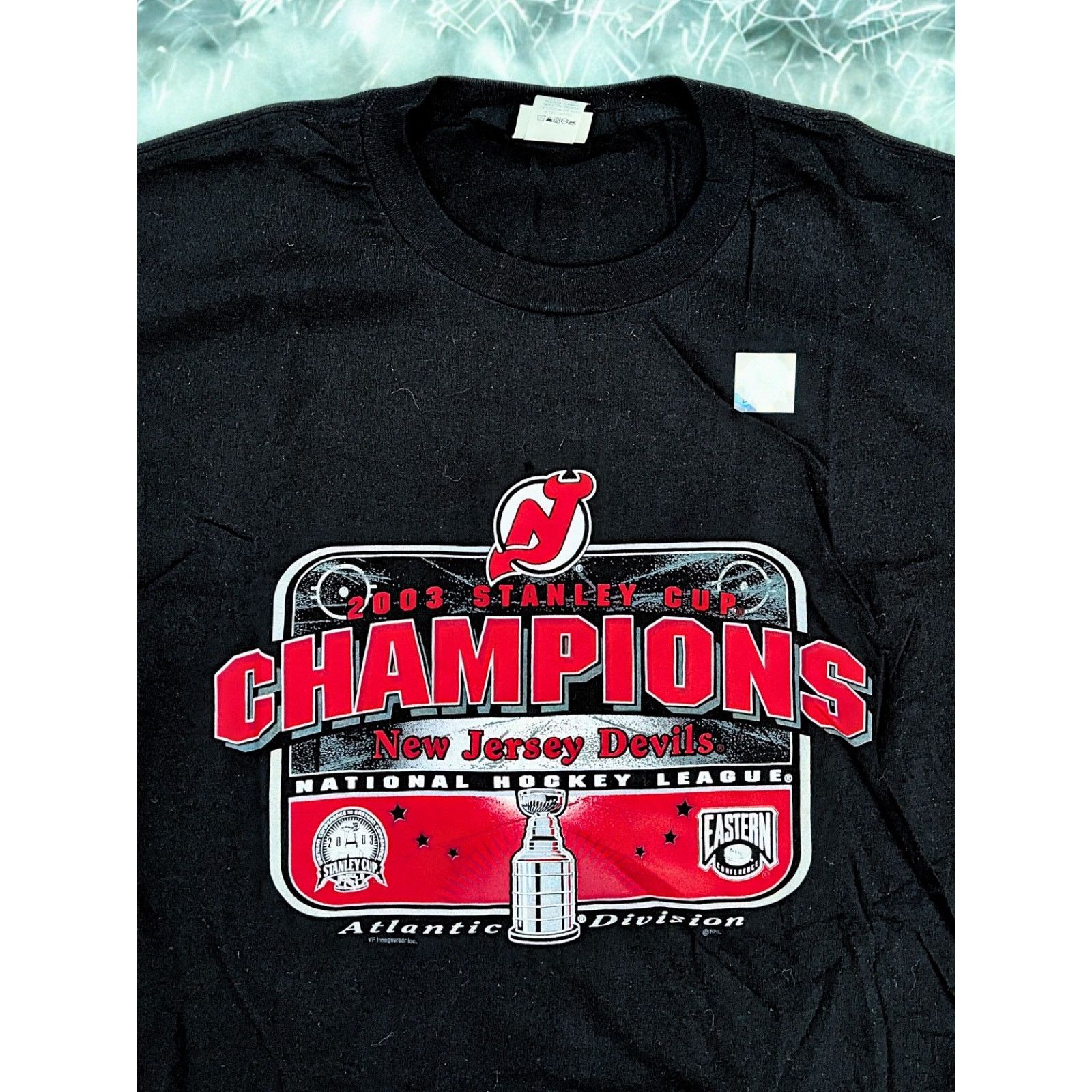 Lee New Jersey Devils 2003 NHL Stanley Cup Champs T-Shirt Lee XL Size US XL / EU 56 / 4 - 4 Thumbnail