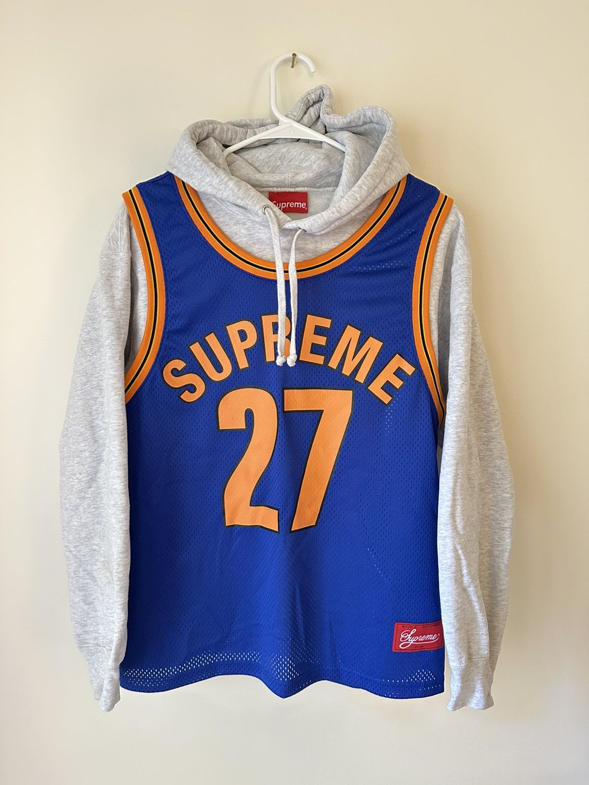 Supreme Supreme Basketball Jersey Hooded Sweatshirt Size US S / EU 44-46 / 1 - 1 Thumbnail