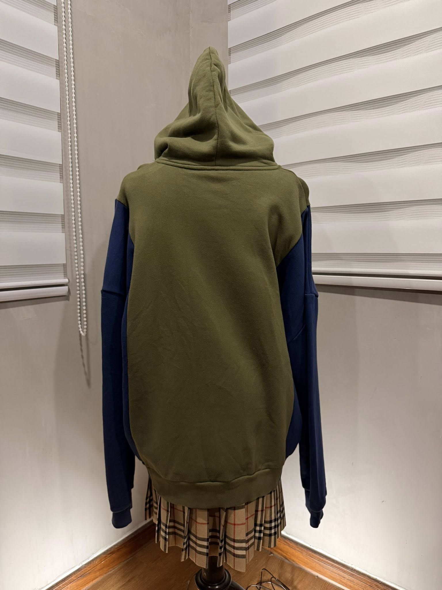 Japanese Brand BTS iDOL ARTIST BIG HIT HOODEE UNISEX L 3179 Size US L / EU 52-54 / 3 - 4 Thumbnail
