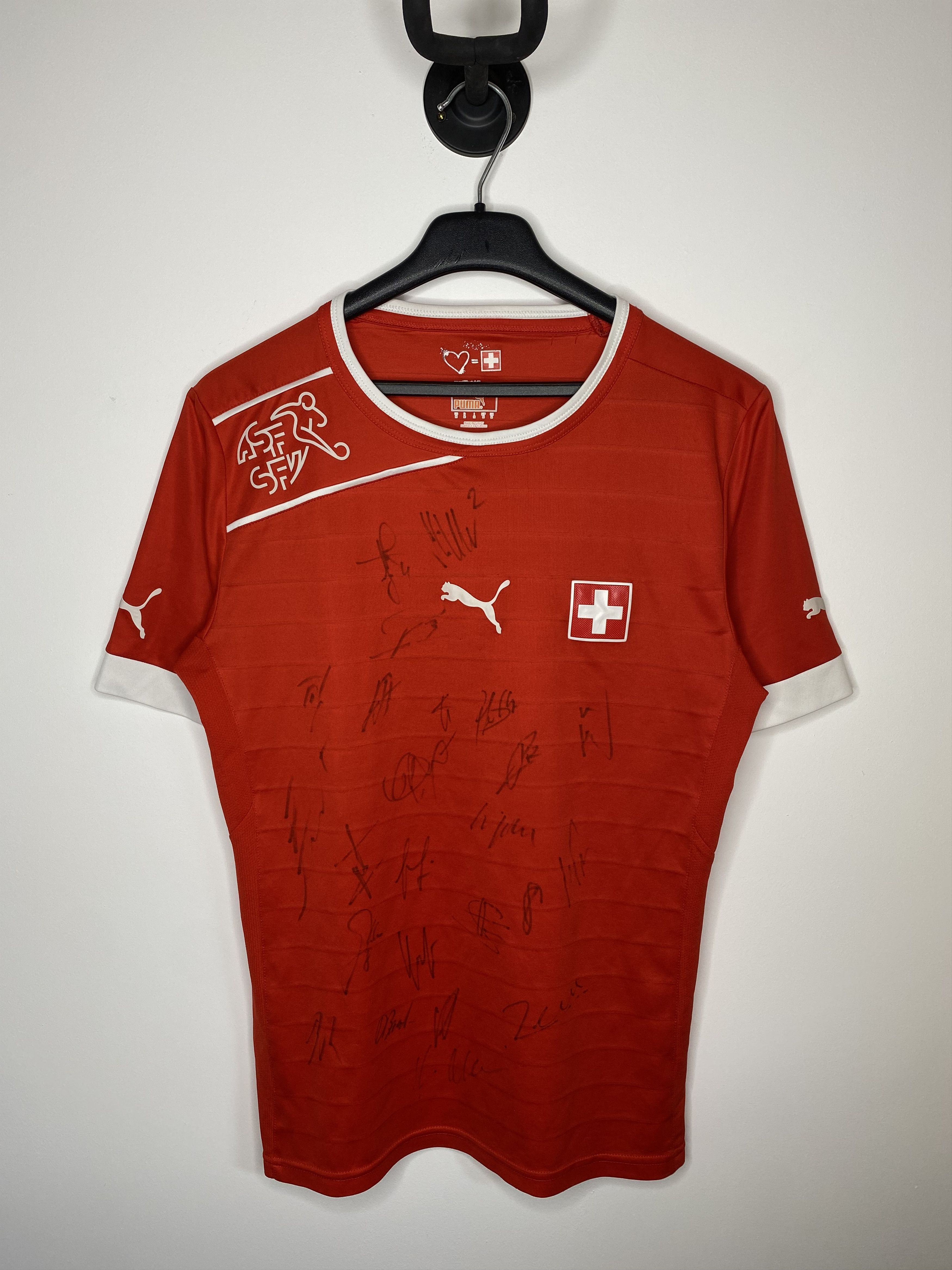 Puma SWITZERLAND TEAM 2011 2012 HOME FOOTBALL SHIRT SOCCER JERSEY Size US M / EU 48-50 / 2 - 1 Thumbnail