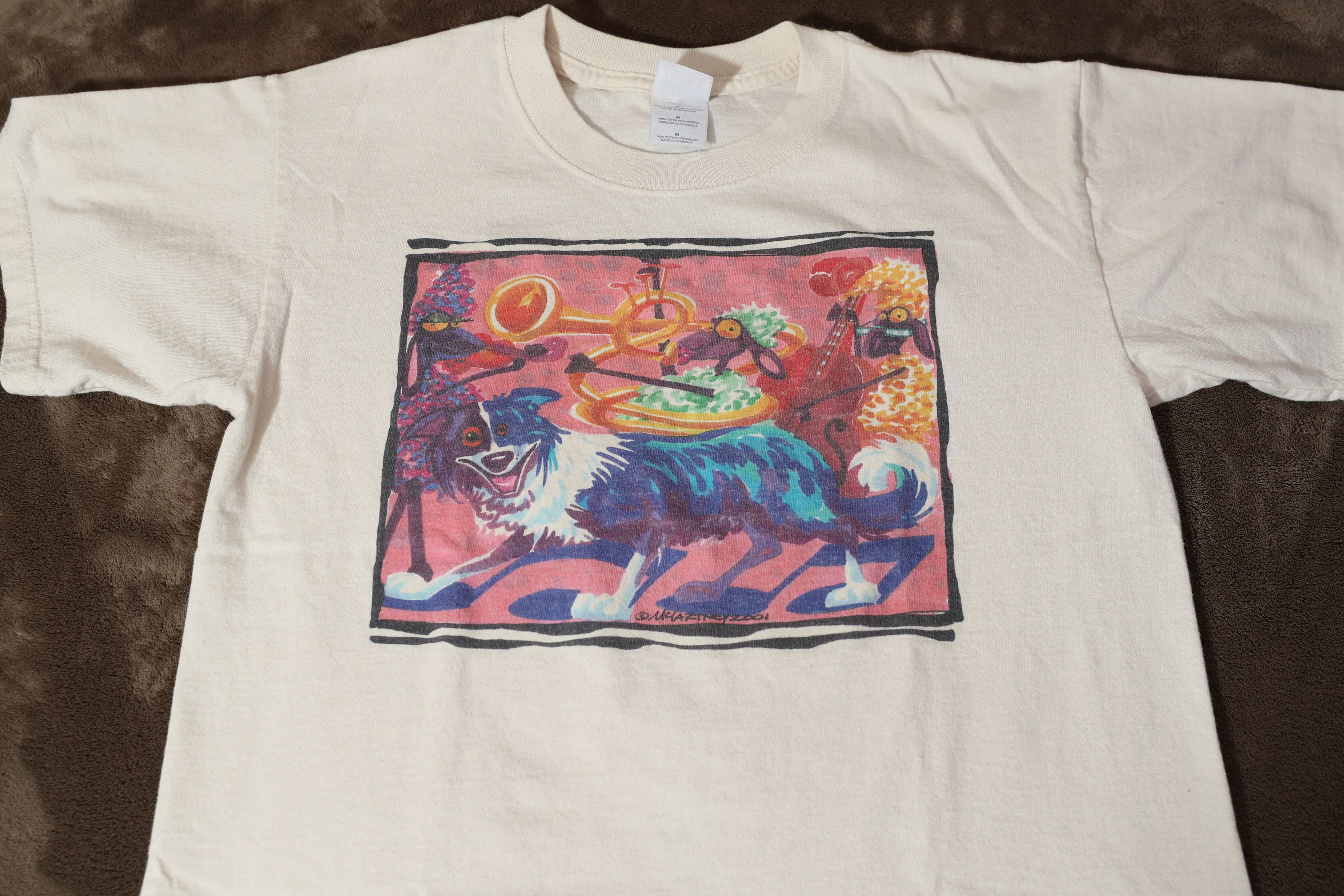 Vintage VTG 2001 Deco Dogs McCartney Art Painting Graphic Tee (M) Size US M / EU 48-50 / 2 - 3 Thumbnail