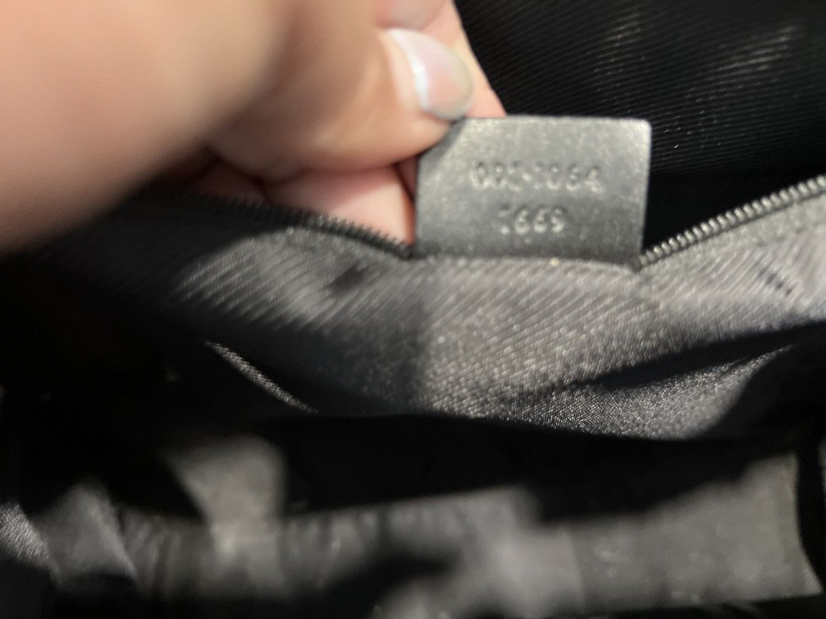 Gucci Tom Ford Era Gucci GG Monogram Tote with Rare Piston Lock Size ONE SIZE - 12 Thumbnail