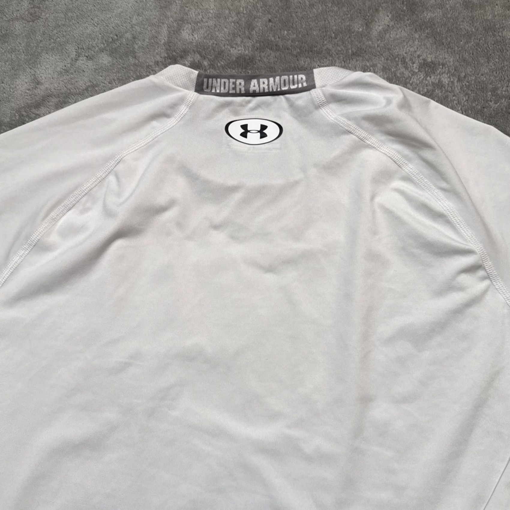 Under Armour Under Armour Shirt Mens 2XL White HeatGear Compression Long Sleeve Gym Athletic Crew Neck Raglan Logo Moisture Wicking Quick Dry Lightweight Size US XXL / EU 58 / 5 - 6 Thumbnail