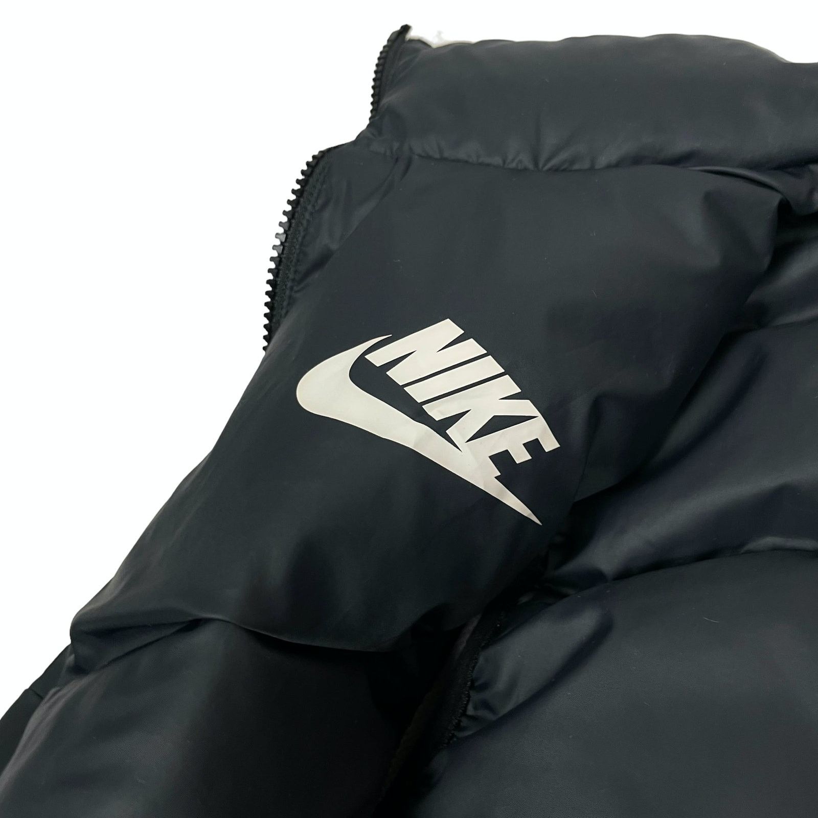Nike Nike Women Black/White Full Zip Reversible Down Fill Vest XL Size XL / US 12-14 / IT 48-50 - 7 Thumbnail