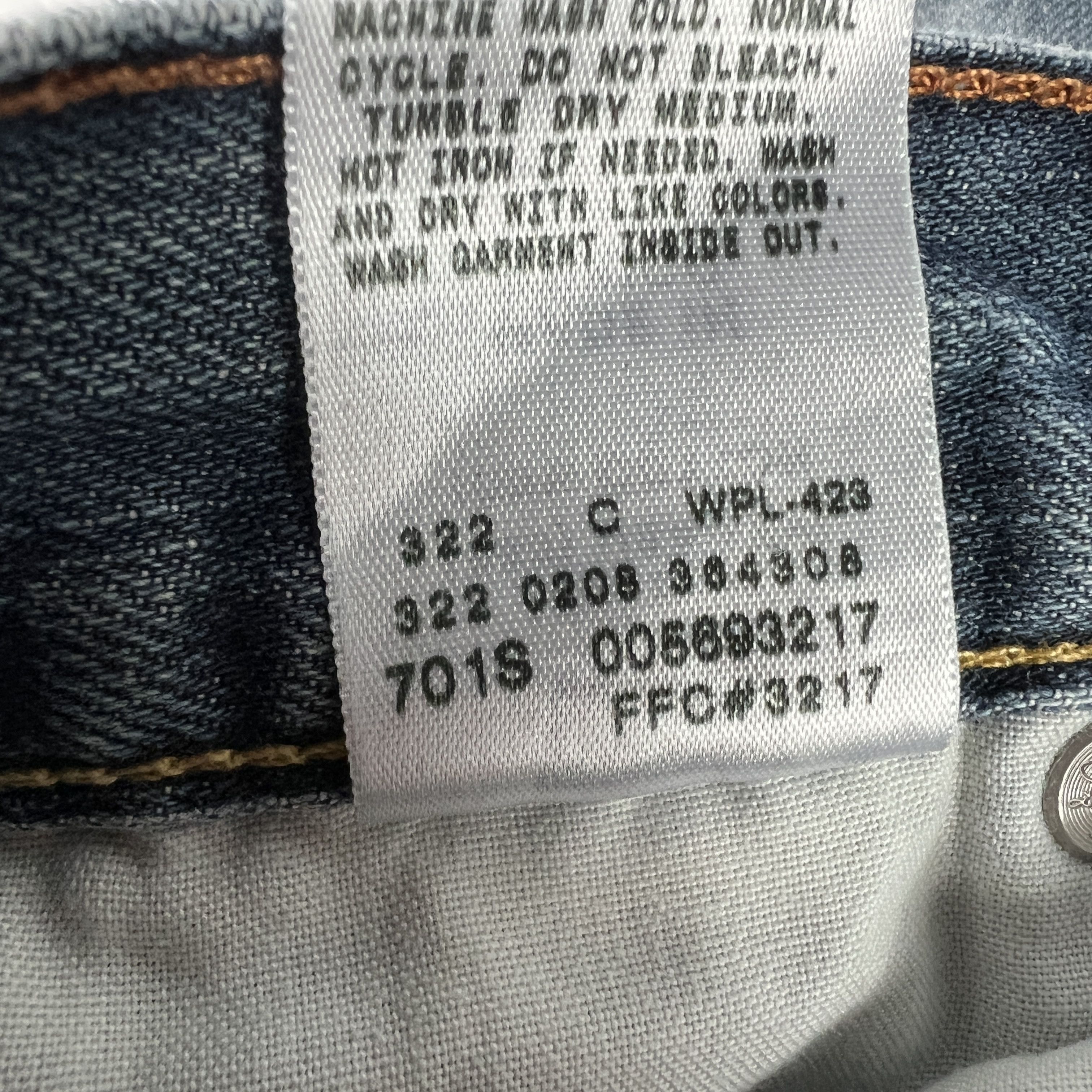 Levi's Y2K Levi's Jean 569 Loose Straight Blue Faded Thrashed Denim Size US 34 / EU 50 - 12 Thumbnail