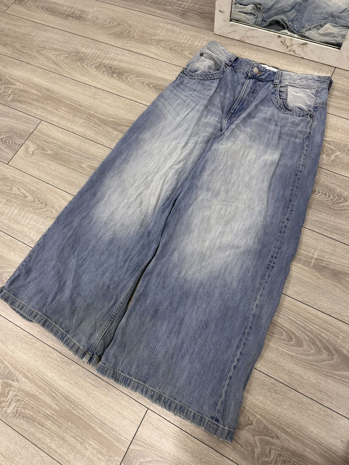 Japanese Brand Baggy Ultra Wide Leg Japanese Style Jeans Size US 32 / EU 48 - 2 Thumbnail
