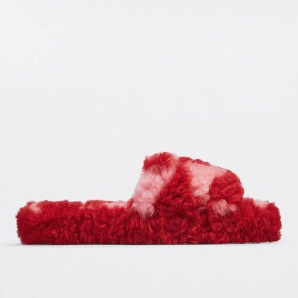 o1loc1c0324 690537 Resort Teddy in White & Red