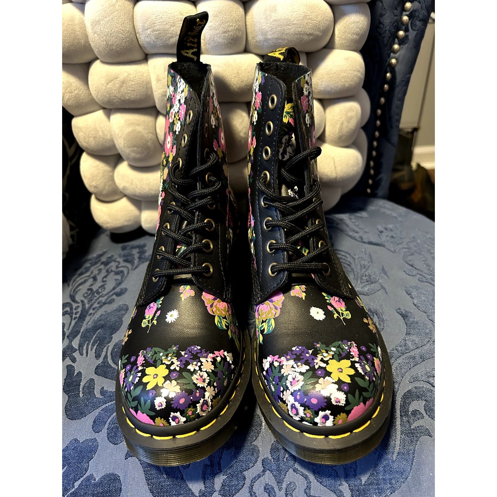 Dr. Martens Dr Martens Pascal Black Pink Floral Size 7/EU 38 Size US 7 / IT 37 - 4 Thumbnail
