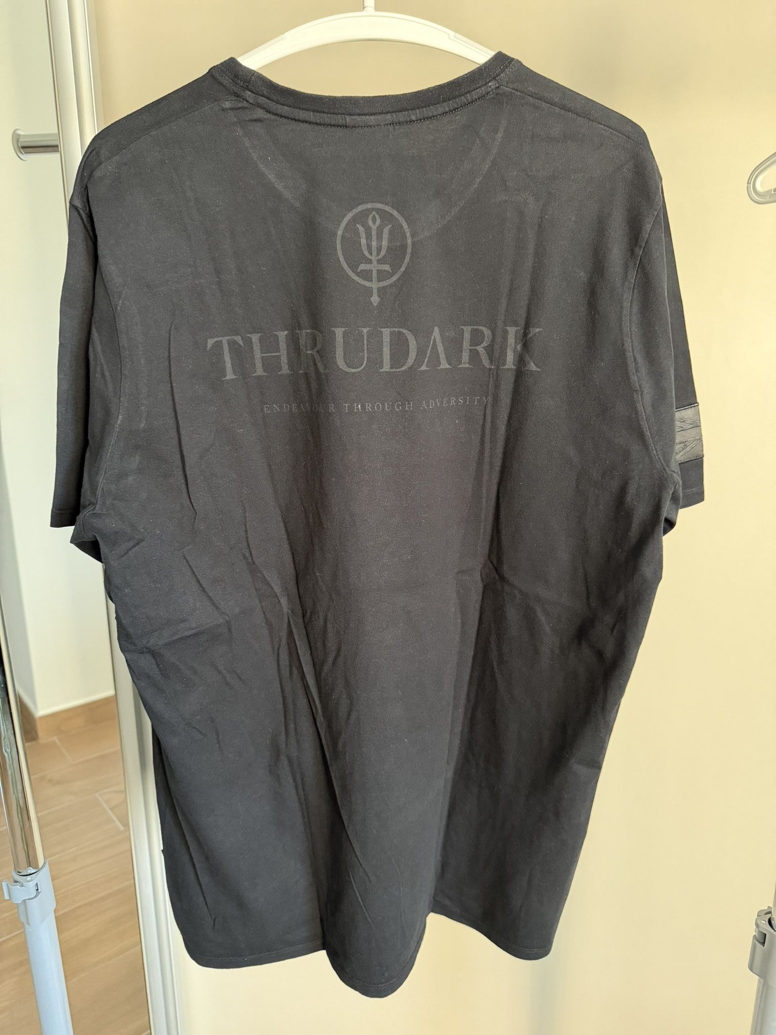 Other ThruDark XL Vader T-Shirt - Originals Size US XL / EU 56 / 4 - 2 Thumbnail