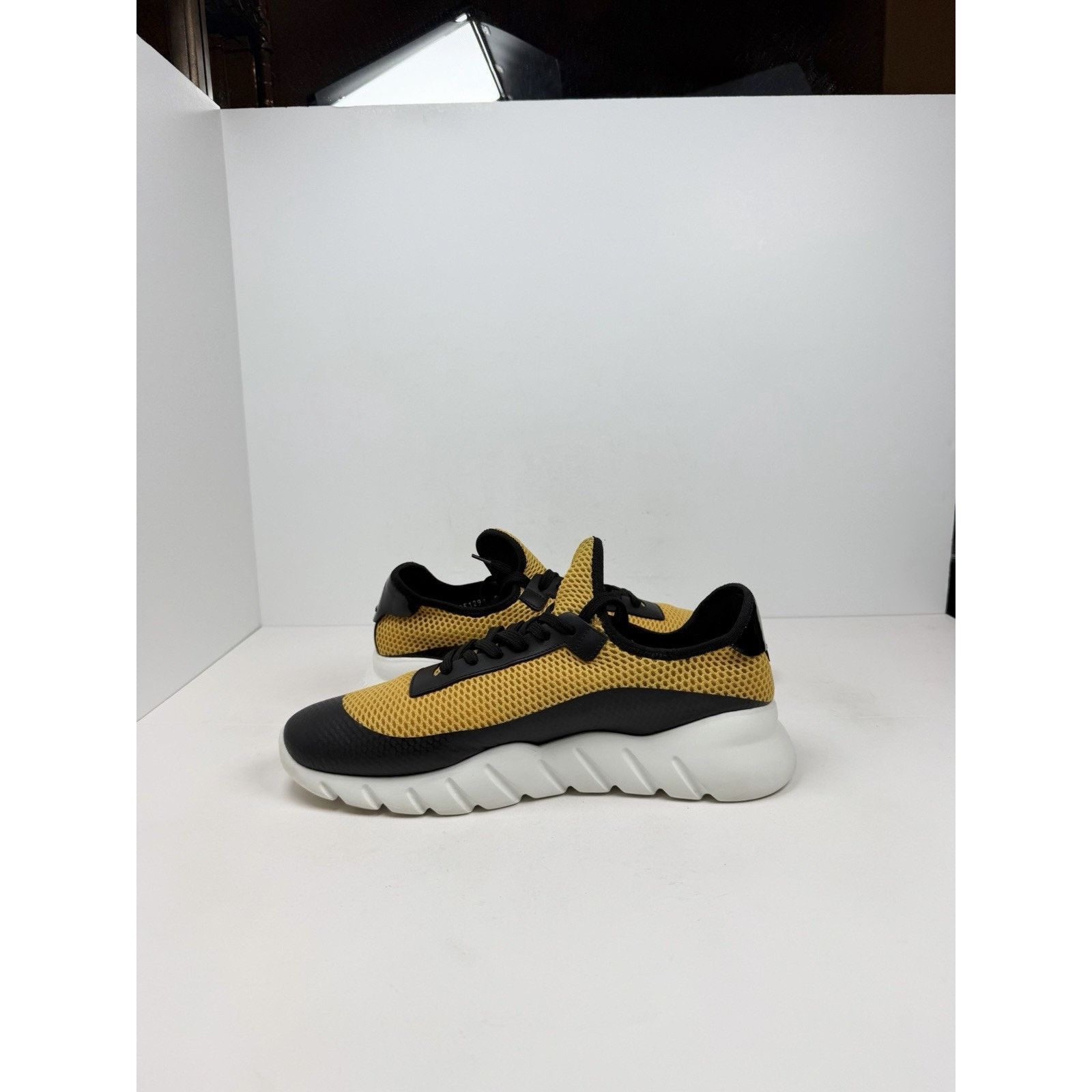 Fendi Size 9UK/10US - Fendi Monster Eyes Black Yellow Sneakers Size US 10 / EU 43 - 6 Thumbnail