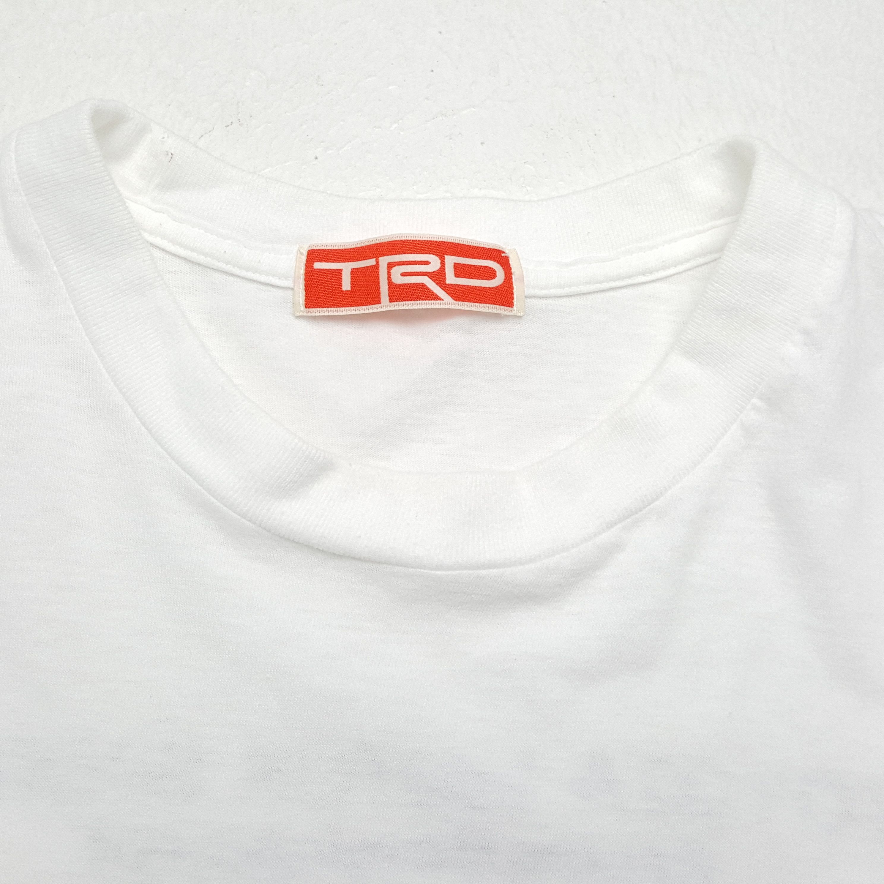 Vintage Vintage TRD TOYOTA MOTOR SPORTS Japanese Racing Team T-Shirt Size US L / EU 52-54 / 3 - 8 Thumbnail