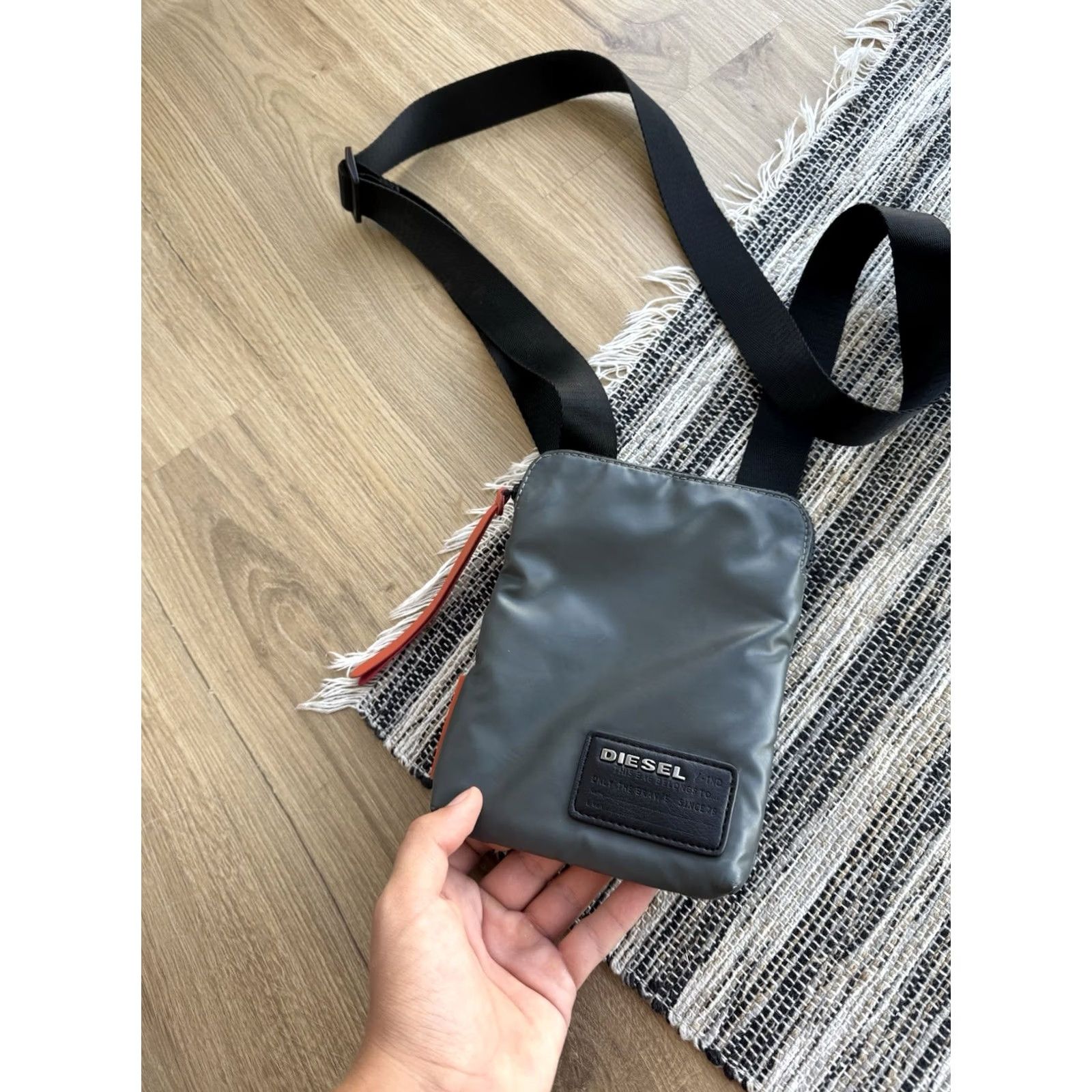 Diesel VINTAGE Diesel Crossbody Shoulder Bag Mini Leather Darck Green 90s Y2K Army Streetwear Mens Bags Size ONE SIZE - 3 Thumbnail