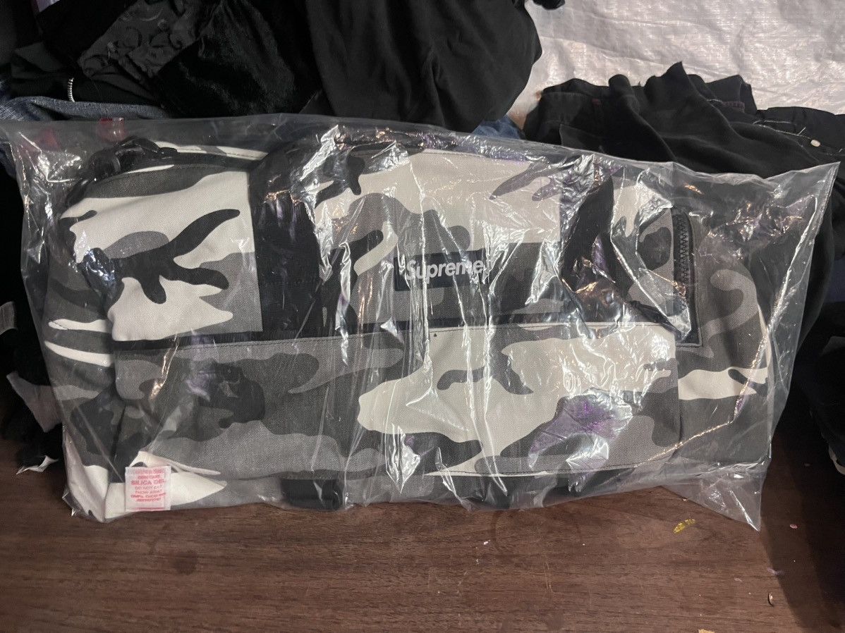 Supreme Supreme snow camo duffle bag Size ONE SIZE - 2 Thumbnail
