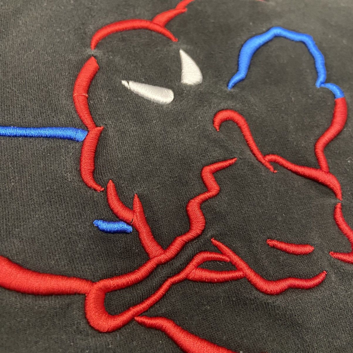 Universal Studios Vintage Universal Studios Spiderman Embroidered Hoodie Size US S / EU 44-46 / 1 - 6 Thumbnail