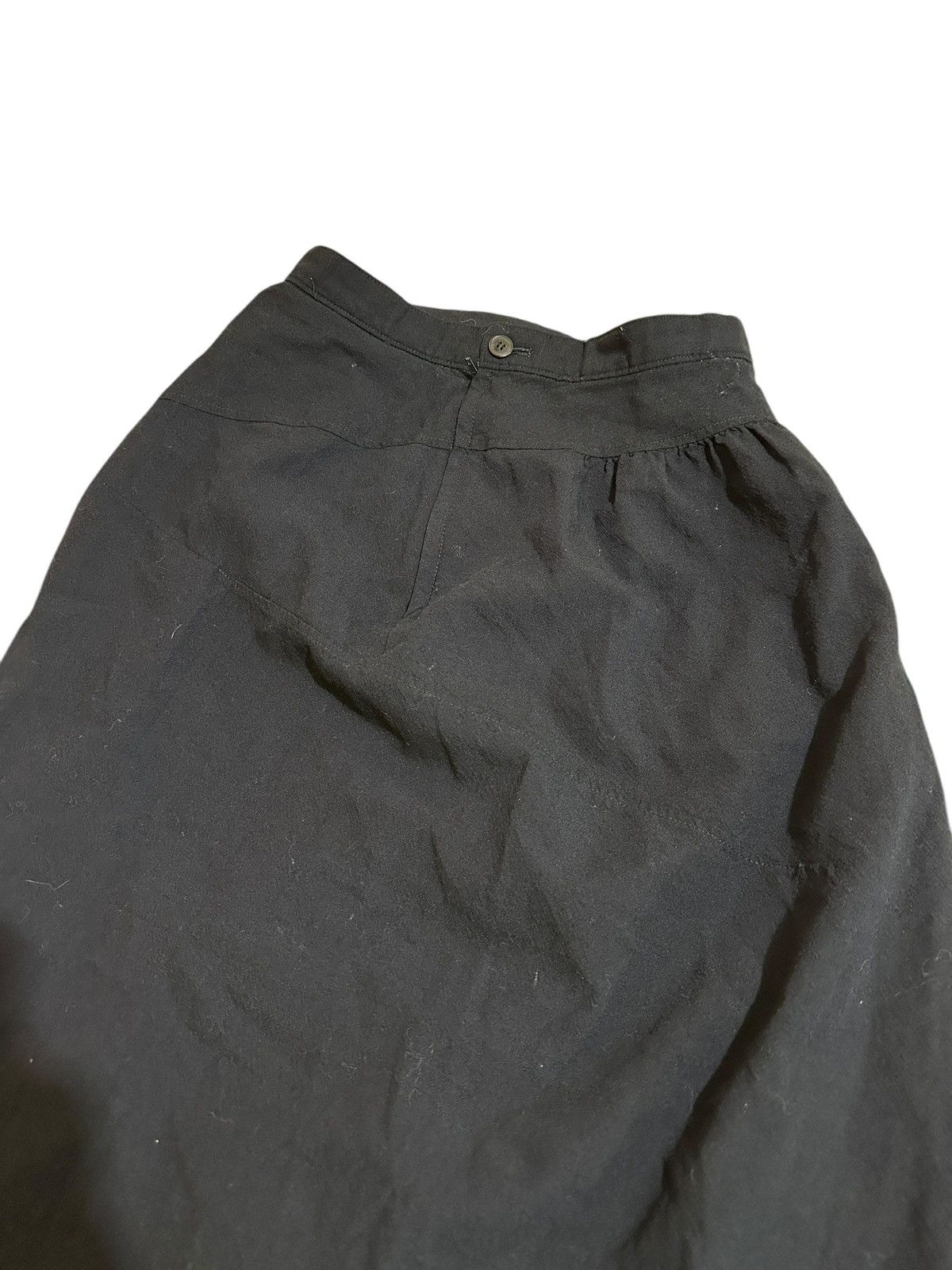 Tricot Comme des Garcons Tricot Comme Des Garcons Asymmetrical Skirt Size 28" / US 6 / IT 42 - 8 Thumbnail