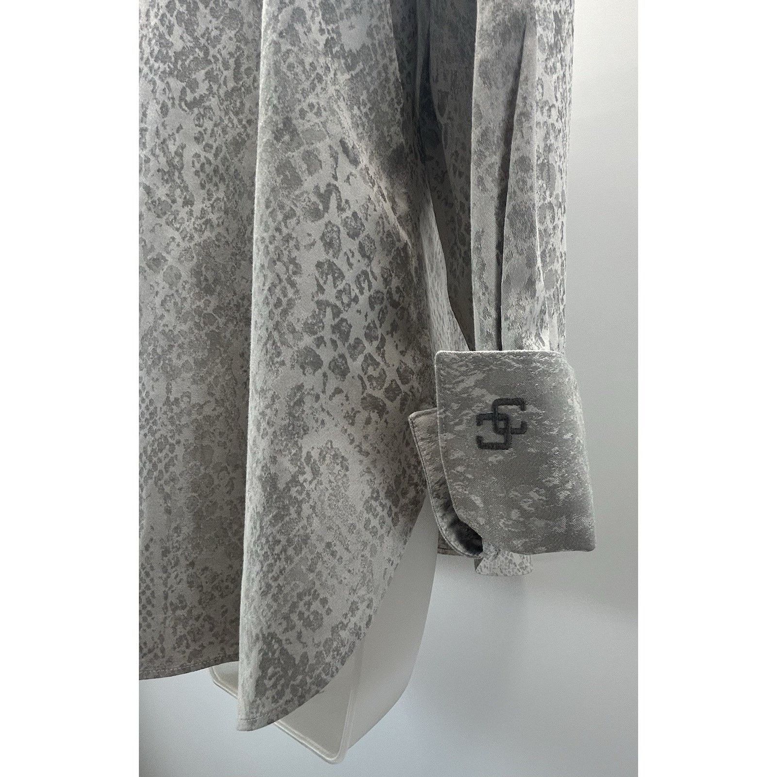 Chicos Chico’s No-Iron Classic Stretch Shirt Women’s Size 1 Size M / US 6-8 / IT 42-44 - 6 Thumbnail