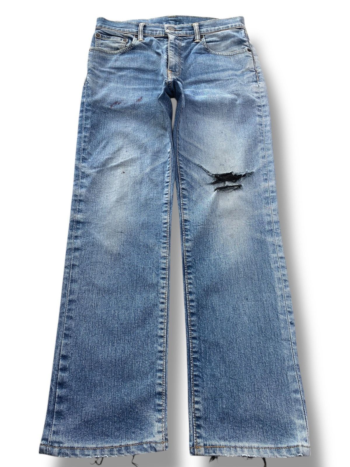 Levi's Levi’s Faded Wash Ripped Style Straight Leg Jean Size US 30 / EU 46 - 1 Thumbnail