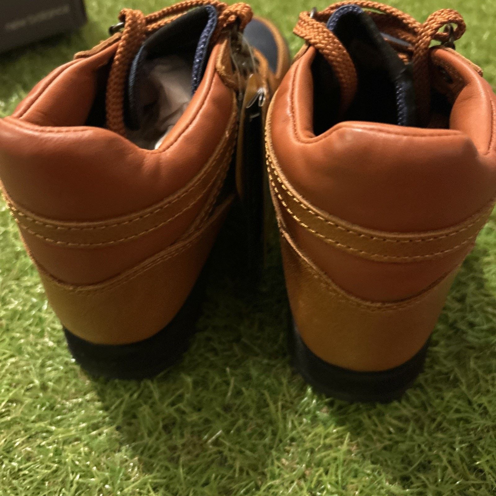 New Balance Men’s 6/Women’s 7.5 Hiking Trail Boots New Balance Rainier Size US 6.5 / EU 39-40 - 6 Thumbnail