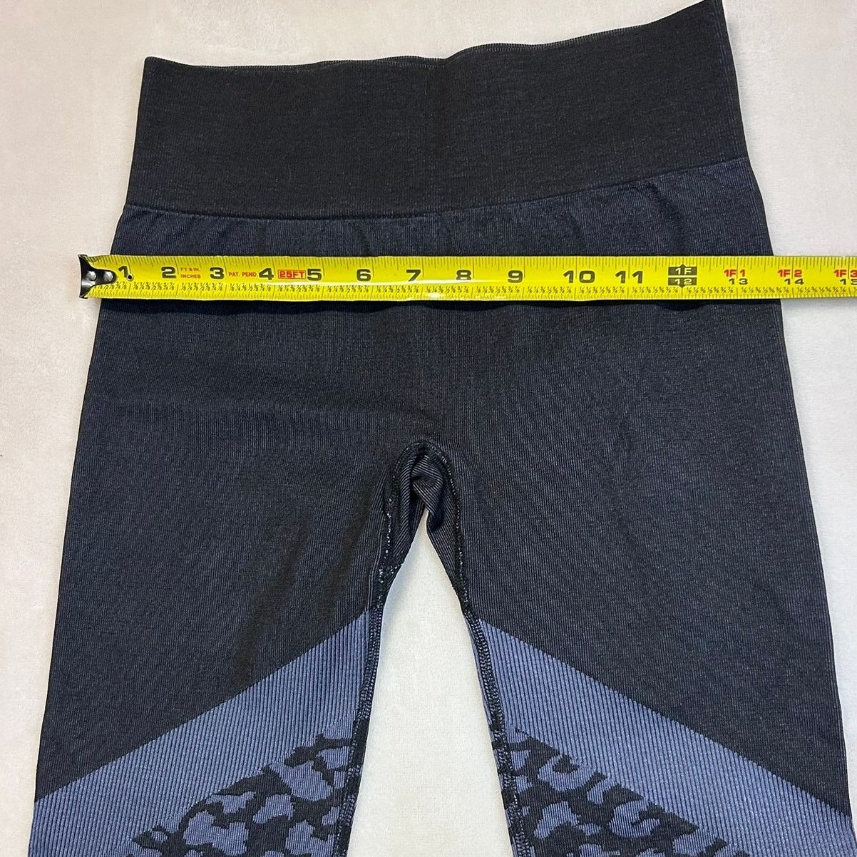 Varley Varley Women's Emerson Seamless Gray Cheetah Print Leggings Size 30" / US 8 / IT 44 - 6 Thumbnail