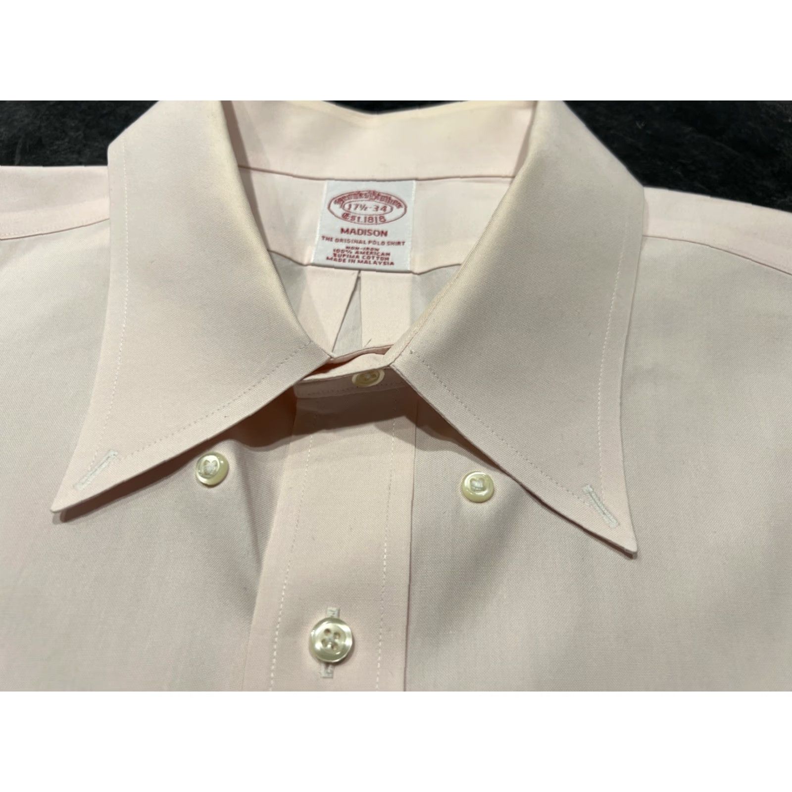 Brooks Brothers Brooks Brothers Madison Pink Button-Up Dress Shirt 17.5-34 Cotton Supima Regular 1818 Madison Fit Men Shirt Long Sleeve Non-Iron Pockets Solid Size 46R - 6 Thumbnail