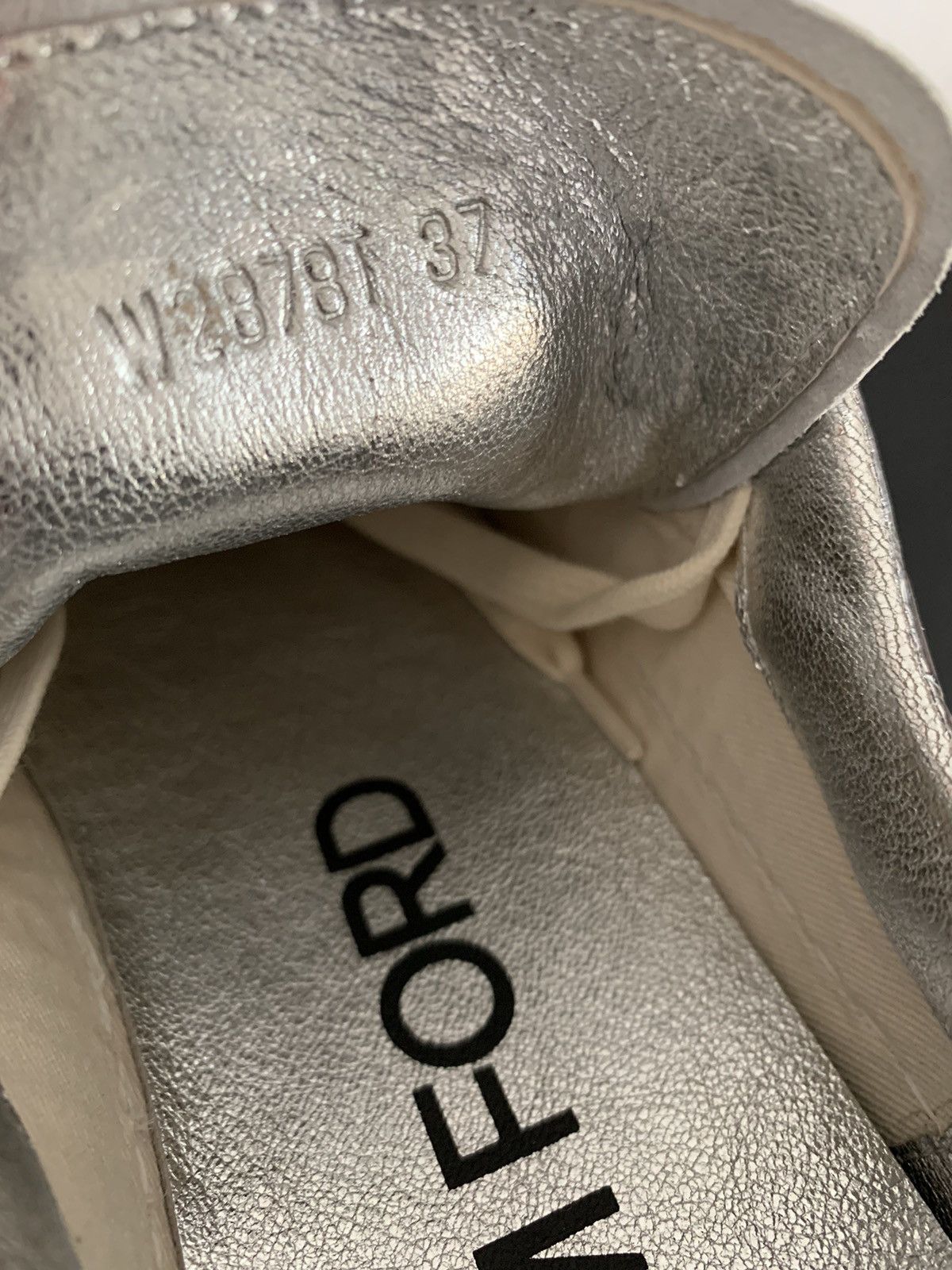 Tom Ford Tom Ford Leather Sneakers Size US 7 / IT 37 - 14 Thumbnail