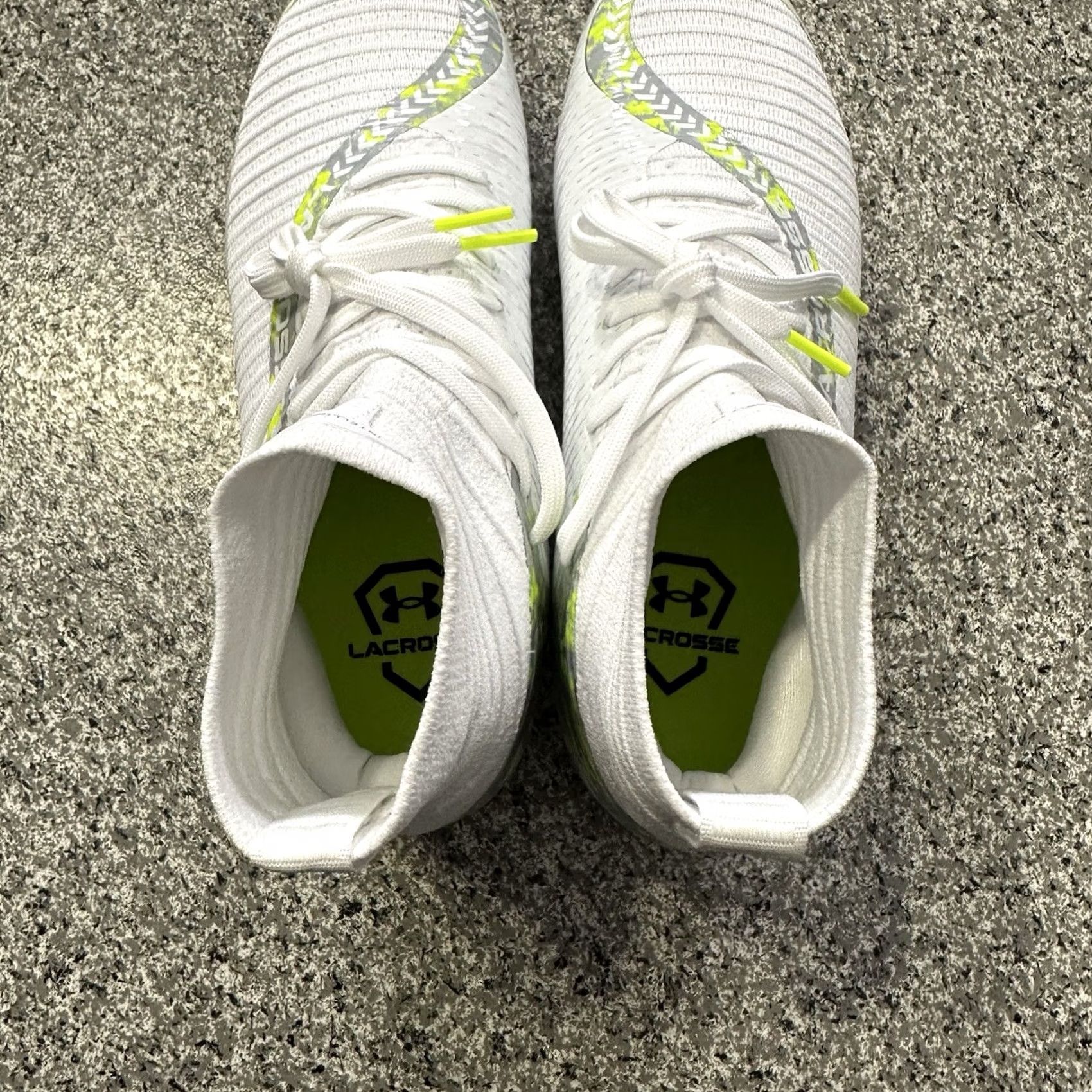 Under Armour Under Armour Highlight MC Lacrosse Cleats Men Size 8.5 White Neon Green Shoes Sneaker Football Lacrosse 3028659 MC 2024 Size US 9 / EU 42 - 4 Thumbnail