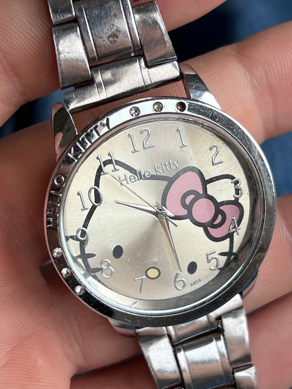 Japanese Brand × Vintage Vintage Japanese style Hello Kitty Watch Futuristic Steel Size ONE SIZE - 5 Thumbnail