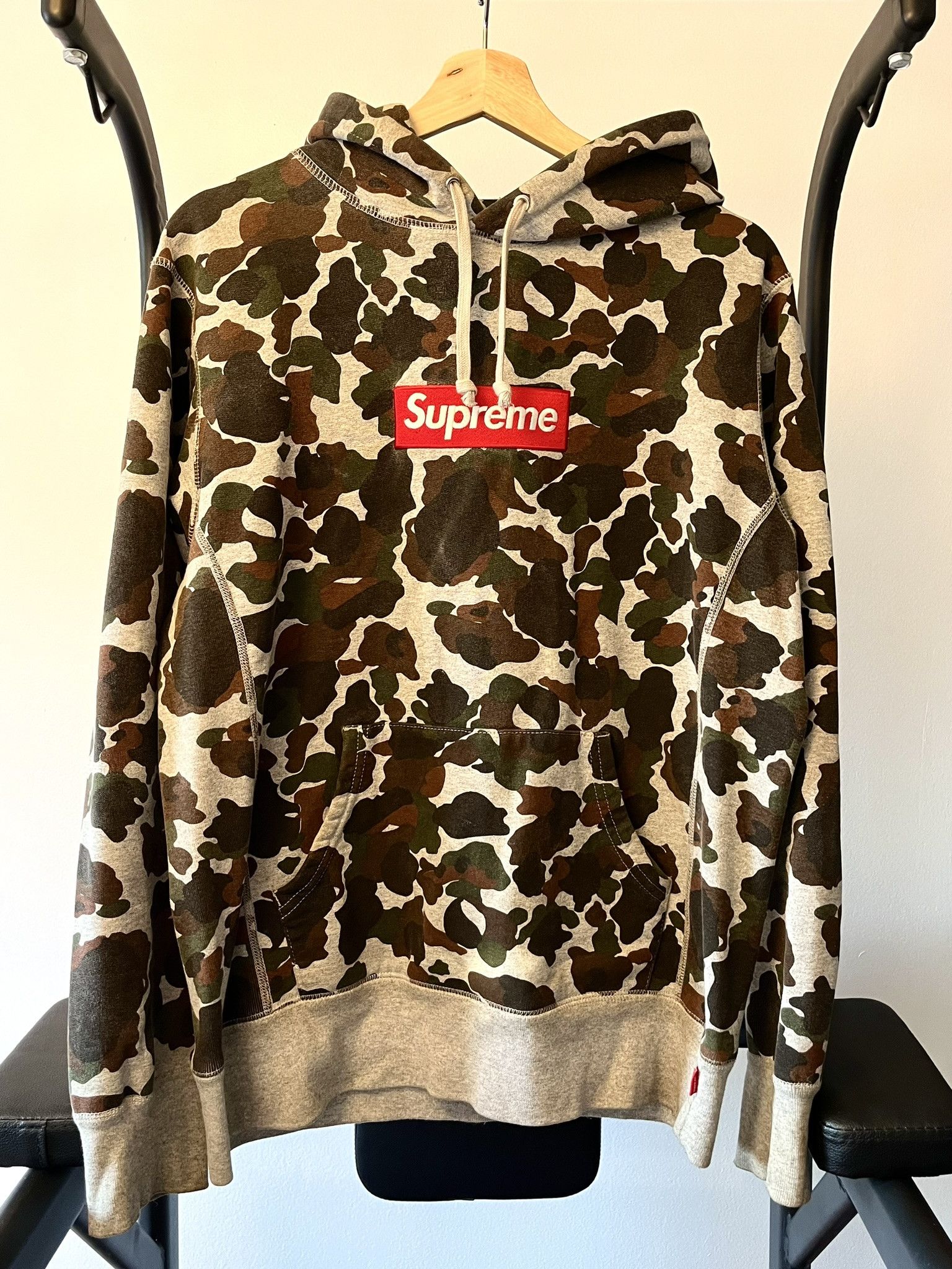 Supreme duck camo hoodie outlet