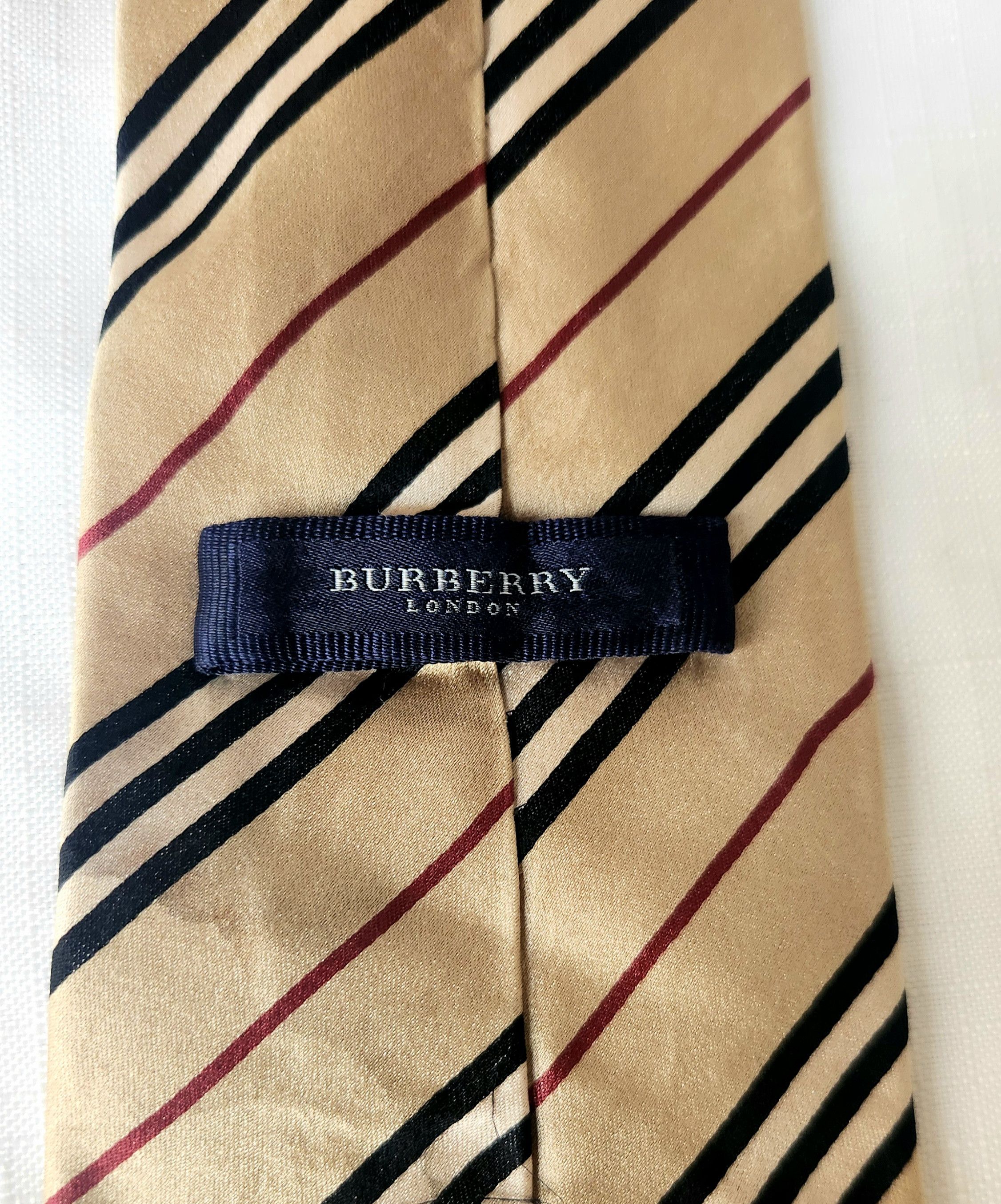 Burberry × Vintage Burberry London Beige Tie 100% Silk Made Italy Vintage Nova Size ONE SIZE - 7 Thumbnail