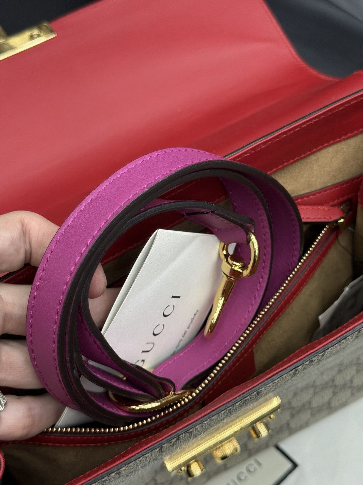 Gucci Gucci GG Supreme Handbag Shoulder Bag Padlock Purse $2300 Size ONE SIZE - 21 Thumbnail