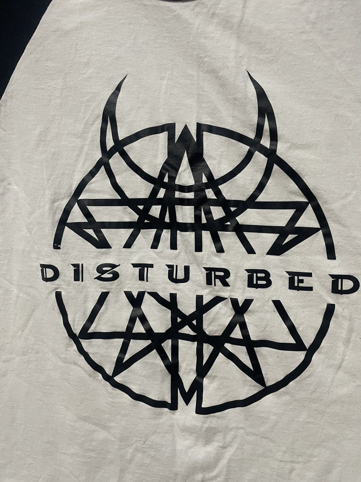 Band Tees × Vintage Vintage Disturbed Logo Baseball Tee Band Graphic T Shirt Size US L / EU 52-54 / 3 - 3 Thumbnail